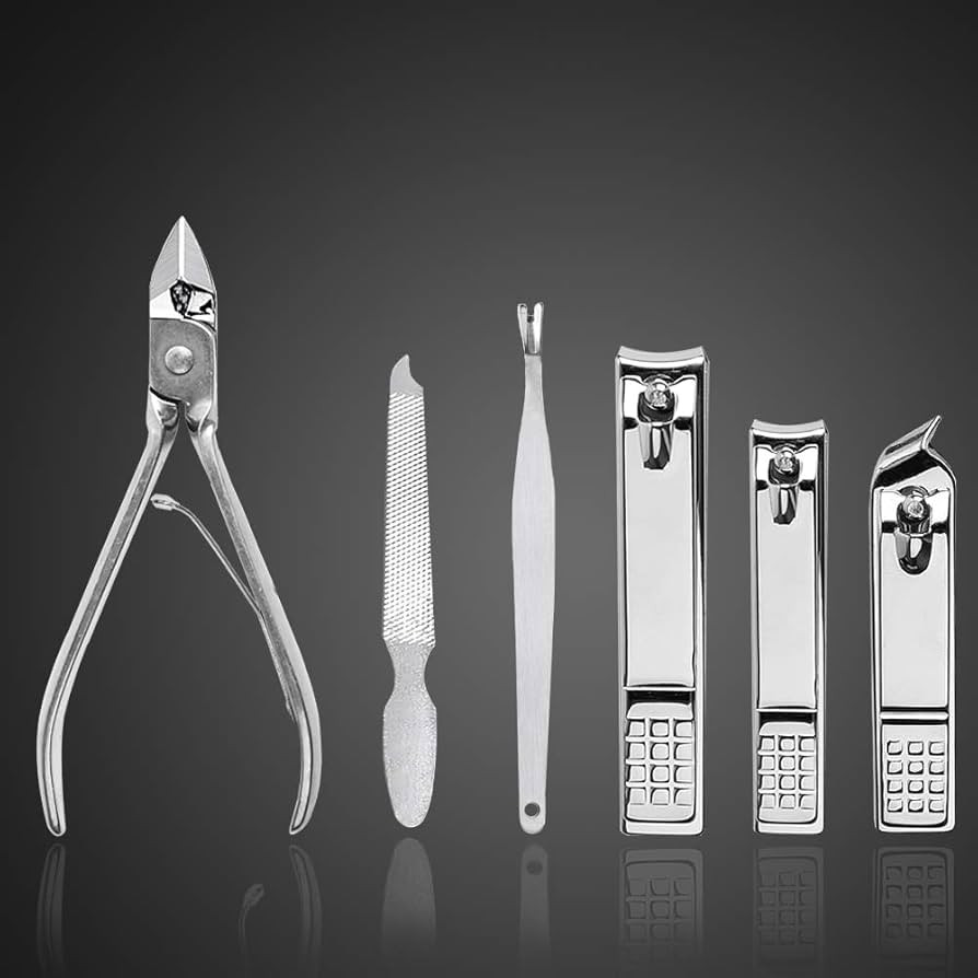Nail Clippers Set Fingernail and Toenail Clipper Cutters, Manicure Pedicure Kit -18 Pieces Stainl... | Amazon (US)