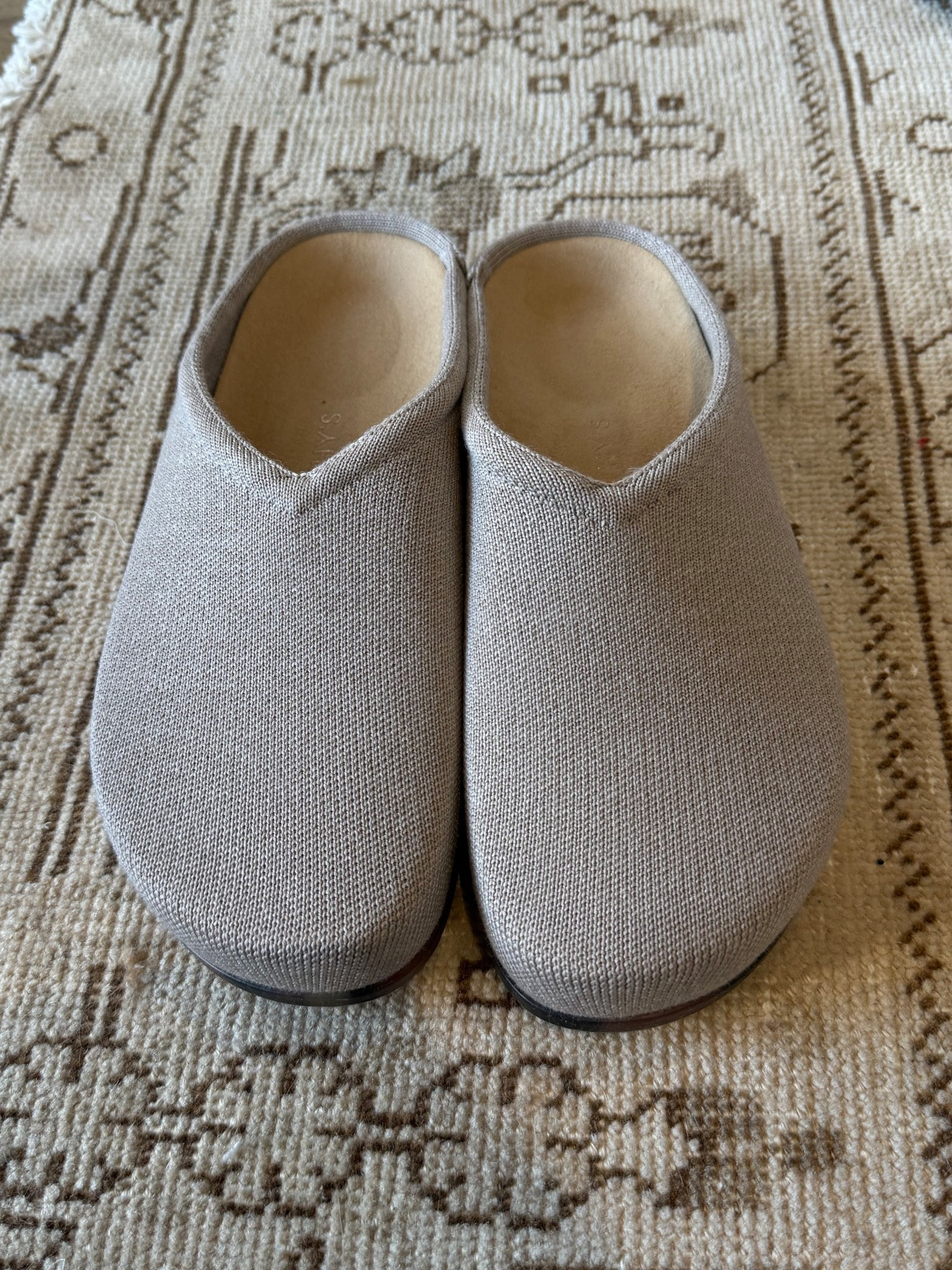 Mentioned getting Rothy’s over the weekend & YALL these might be my go to show post partum they are a cloud☁️

Dressupbuttercup.com #dressupbuttercup #dederaad 

#LTKselfcare #LTKmomlife #LTKootd