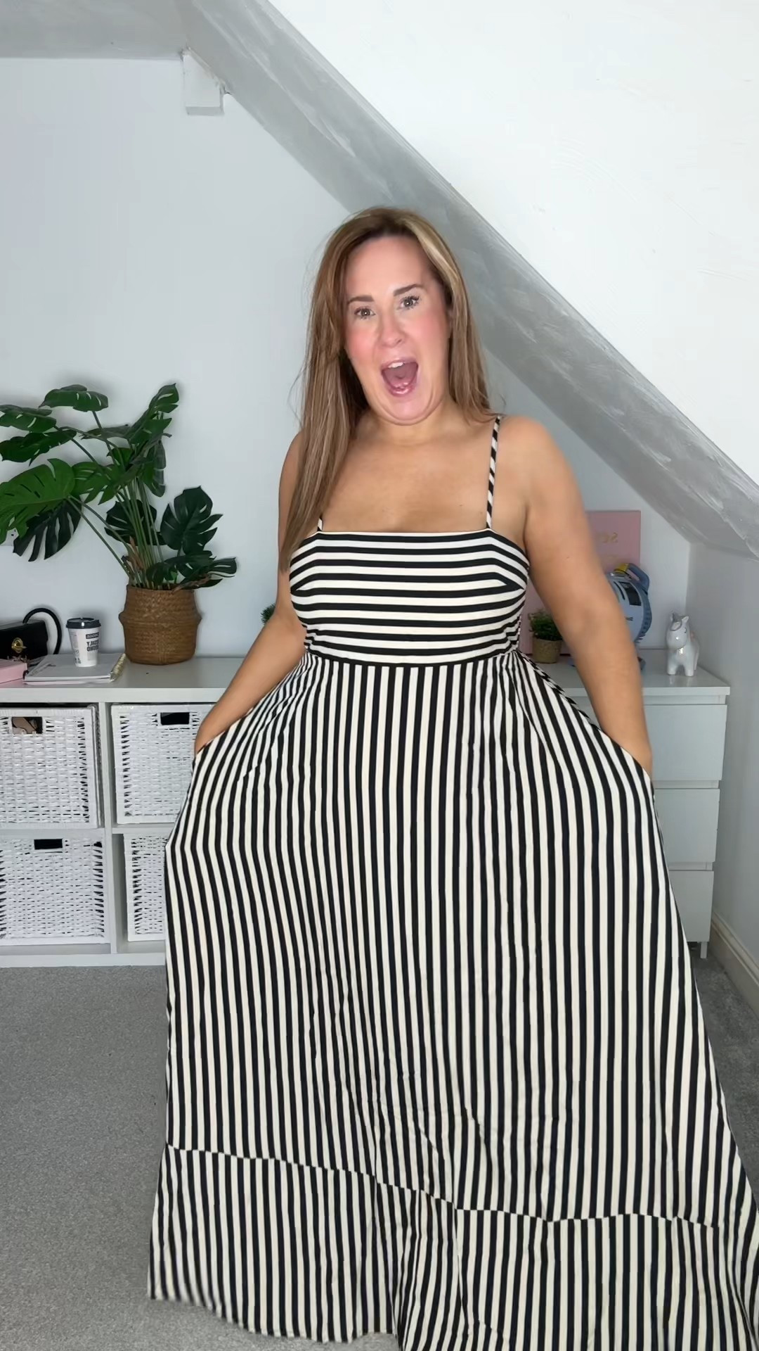 Maxi Dress with pockets 

#LTKsummer #LTKtravel #LTKcurves