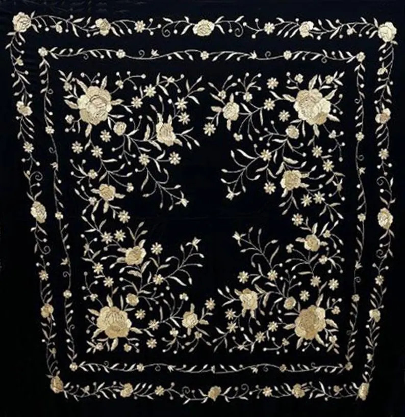 Autentico Manton De Manila,manton De Piano Bordado a Mano En Sevilla, Seda Natural,bordado De Ros... | Etsy (US)