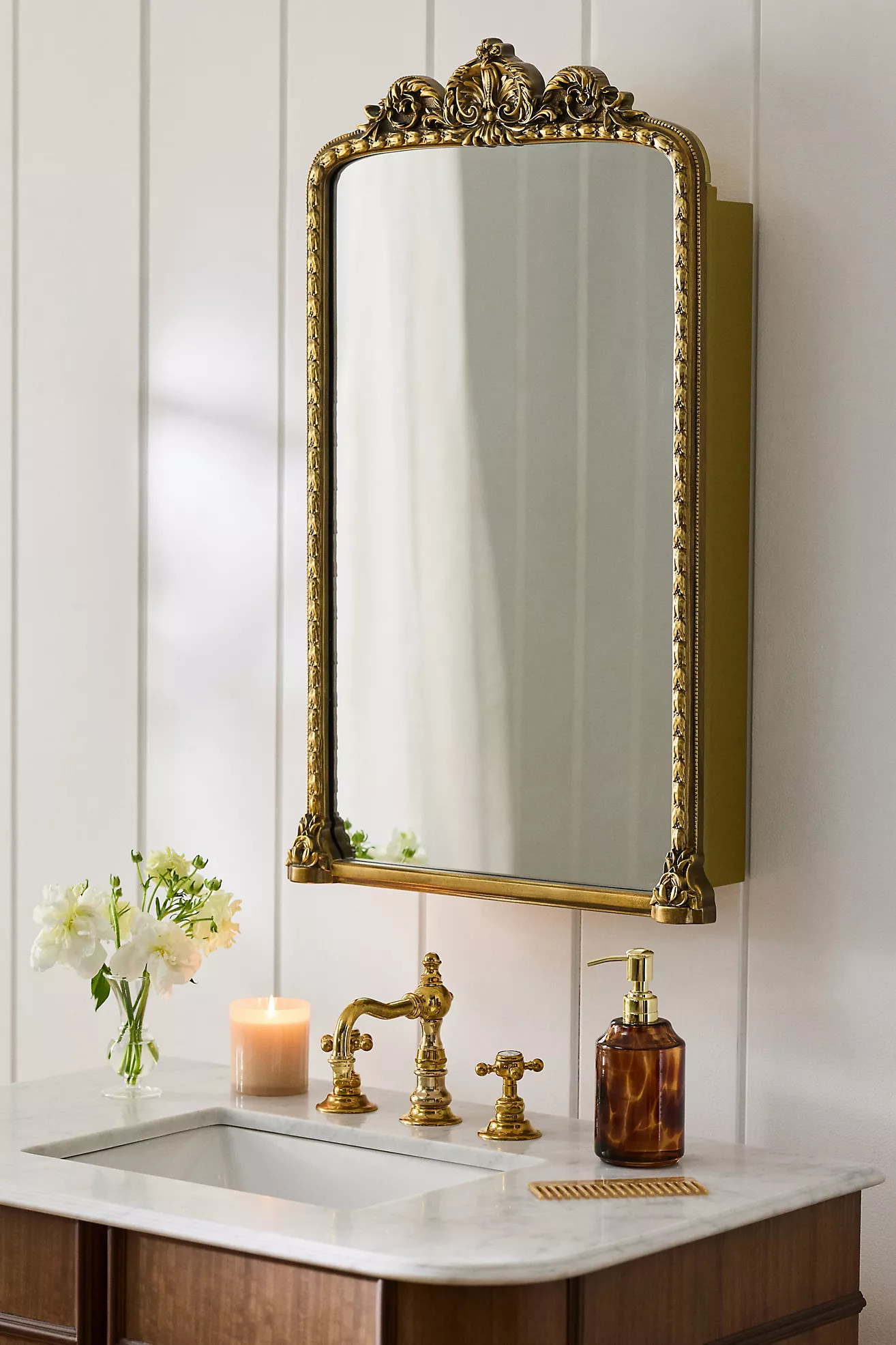 The Gleaming Primrose Medicine Cabinet | Anthropologie (US)