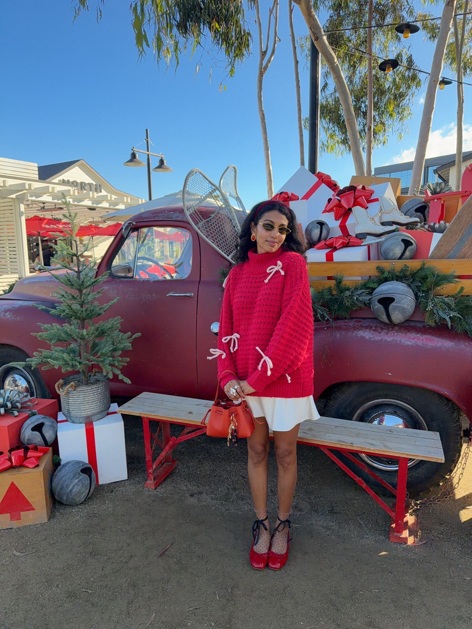 Holiday Cozy Sweater Season 

#LTKSeasonal #LTKmomlife #LTKHoliday