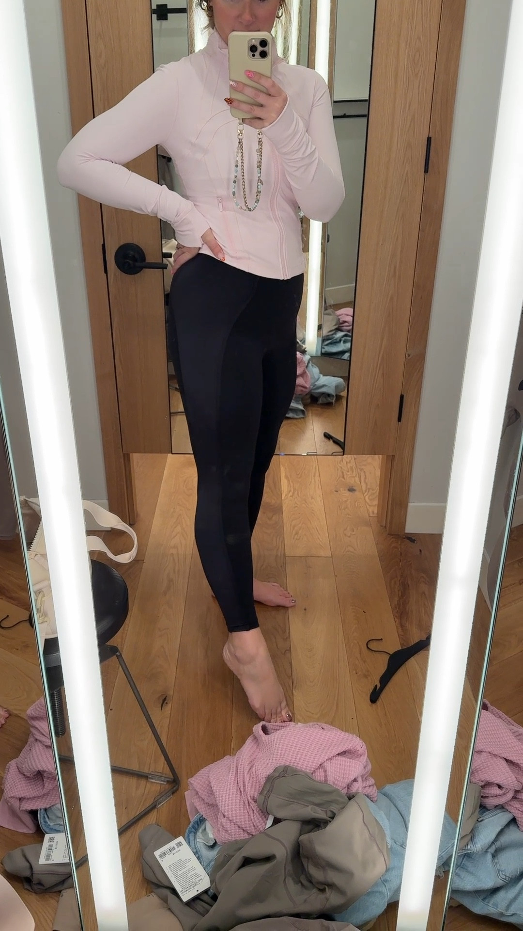 The new no line align leggings are so sexy! Love the details on these. Wearing a size 8

#LTKSeasonal #LTKActive #LTKStyleTip