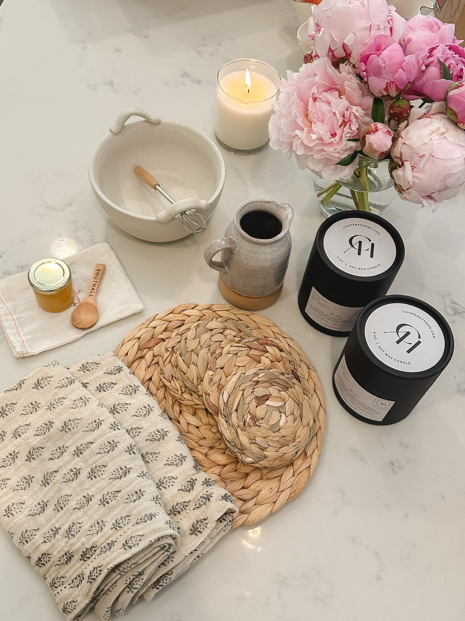 Shoppe Cooper at Home - Hostess gifts

#candle #kitchen #hostess #baking #home

#LTKSeasonal #LTKFind #LTKhome