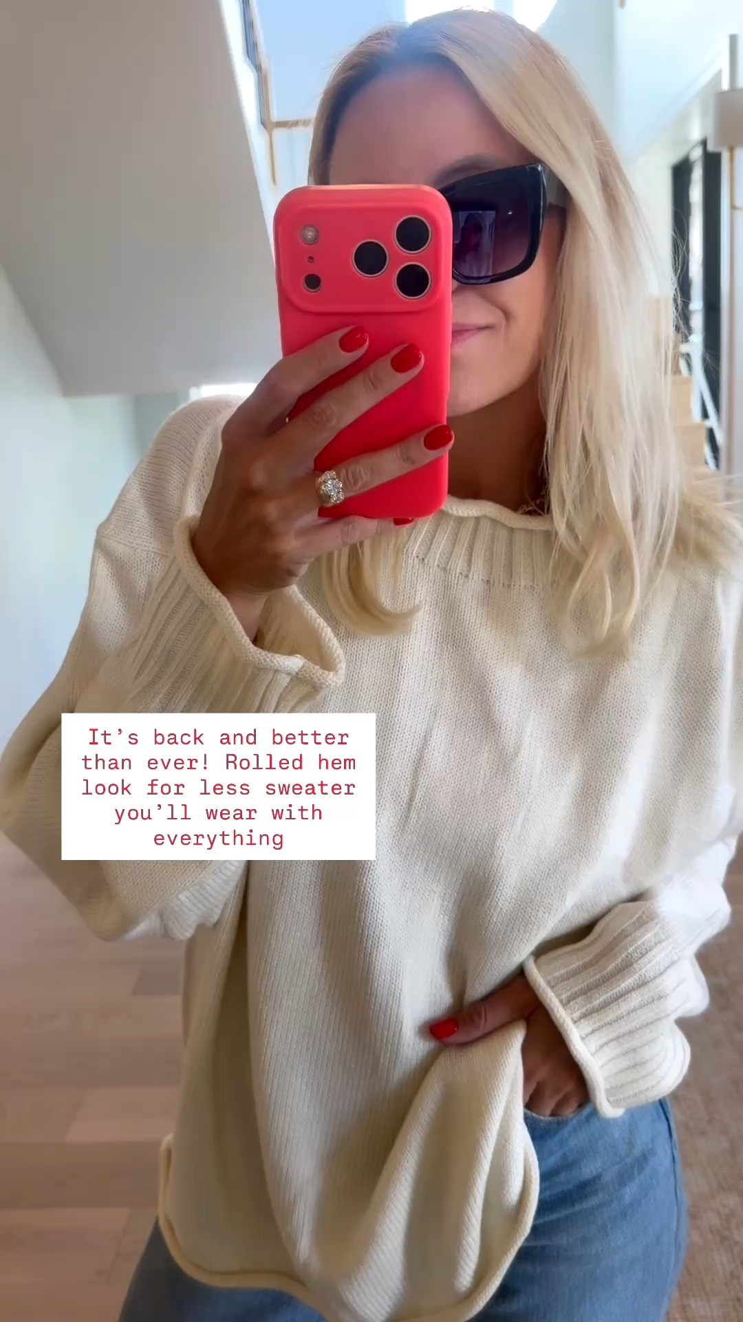 Cutest sweater for fall! Love the rolled hem