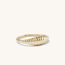 Charlotte Signet Ring - $345 | Mejuri (Global)