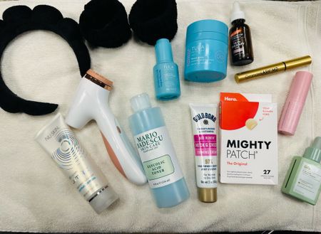 #grwm for bed!!! 

Alllll the things I’m currently using…
Lumi face cleaner and the in skin cleanser are a-mazing!! Been using for about 2 months and loving how my skin is transforming
After cleaning, toning, serum, face oil bc it’s so dang cold and my face is soooo dry + night cream
Neck cream is a must 
Pimple patches really do work 🤩
This lash serum is seriously the best, it gives you length and fullness!!! 


#LTKMostLoved #LTKfamily #LTKbeauty