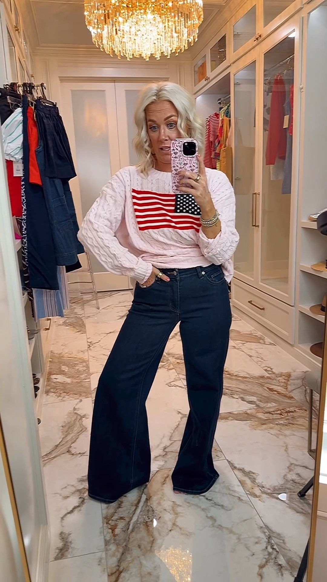 Viral wide leg jeans restocked / size 6
Flag sweater is back in this pink / large 