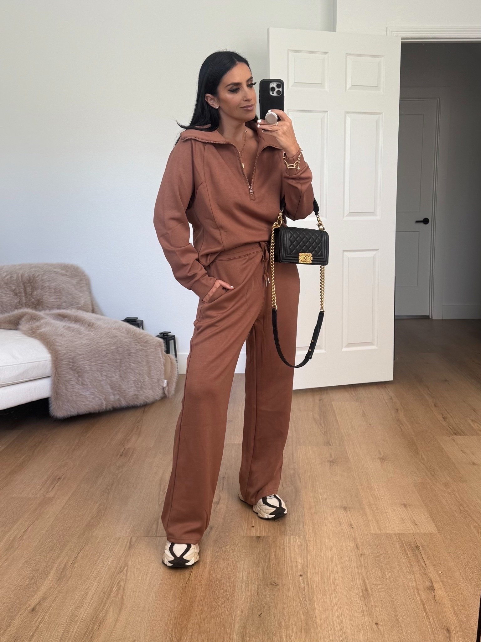Feels like Spanx two piece set wearing size medium. 