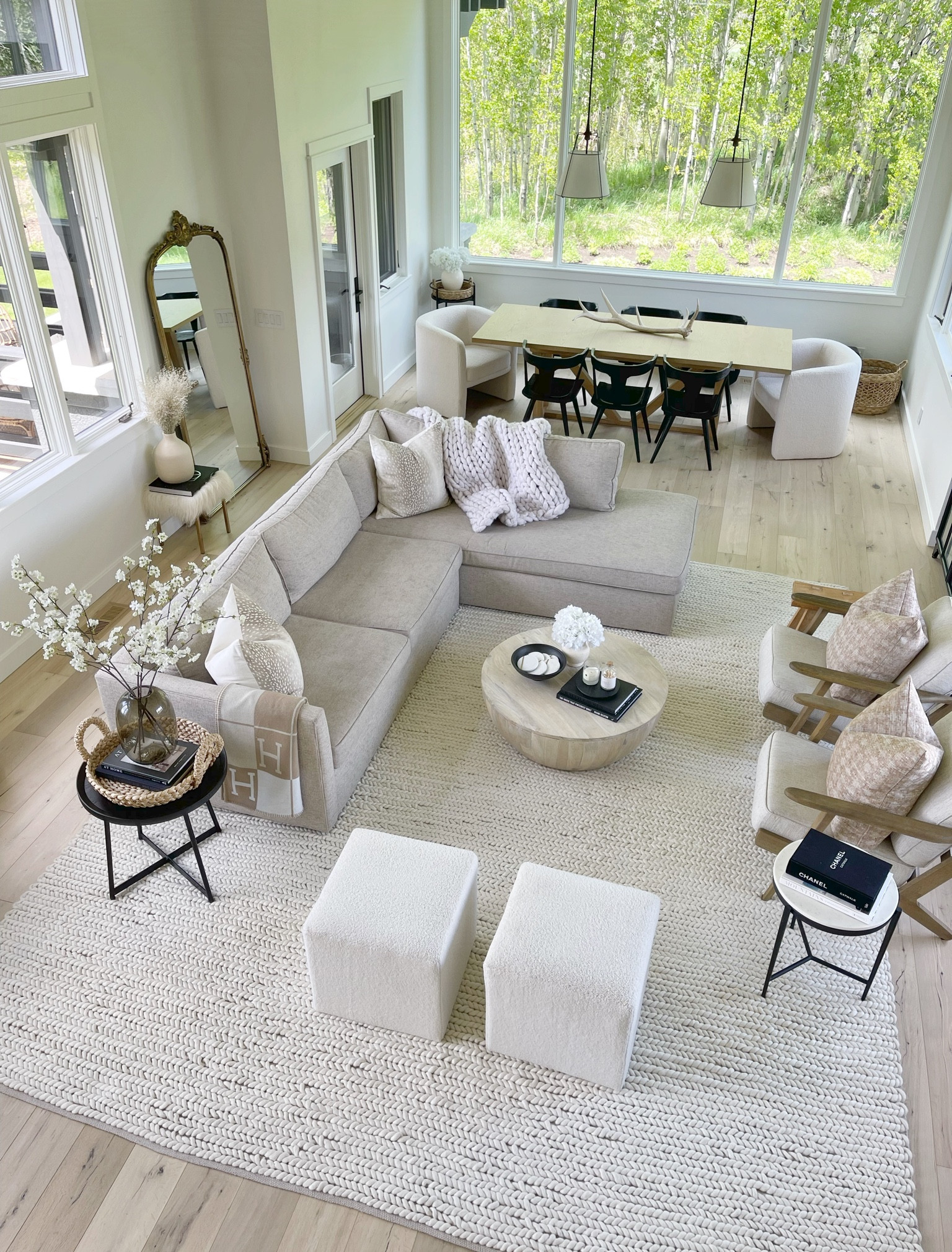 HOME \ clean living and dining room😍

Rug
Sectional 
Table
Accent chair 
Sofa
Target 
Coffee table 

#LTKhome