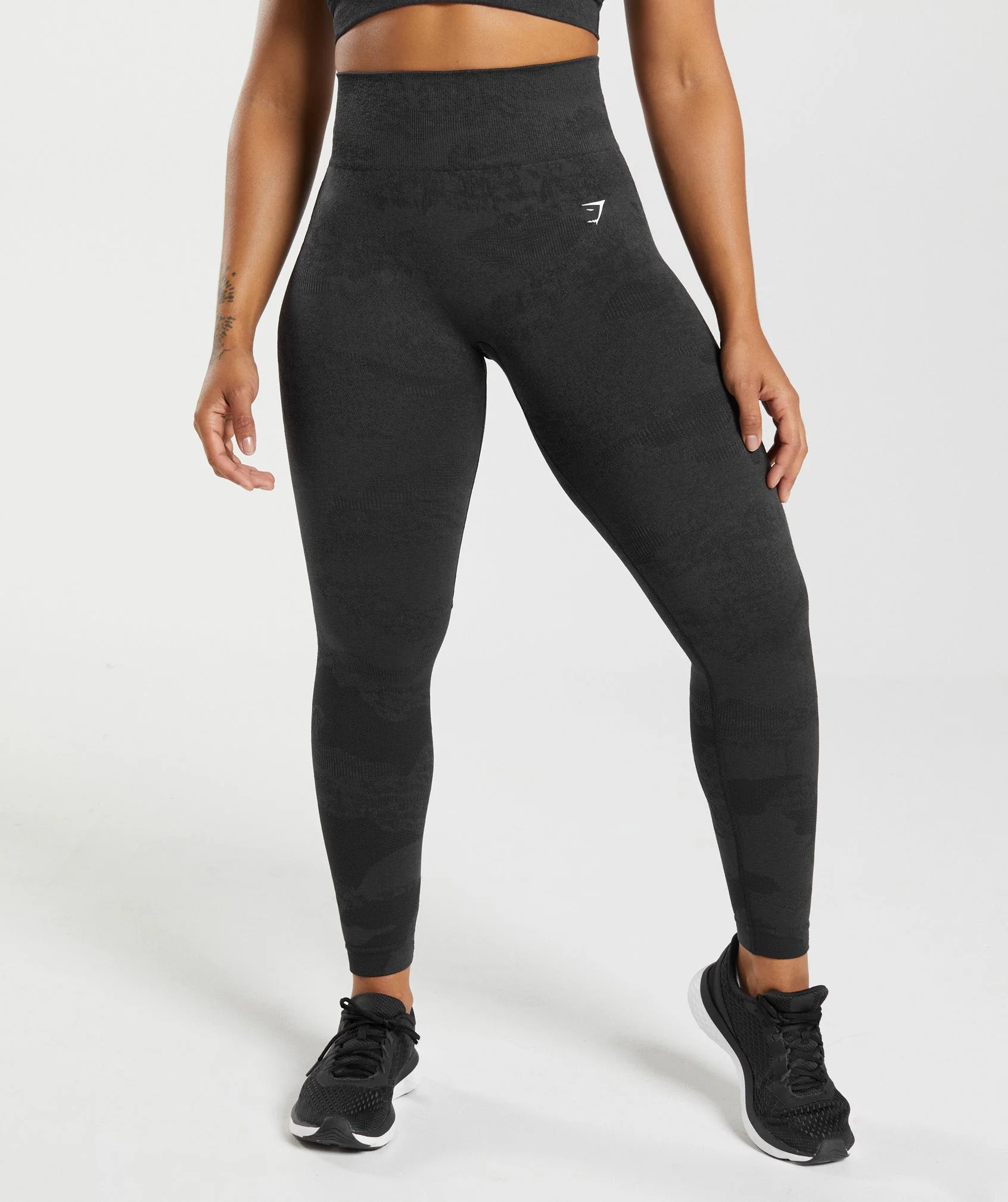 Gymshark Adapt Camo Seamless Leggings - Black/Onyx Grey | Gymshark US