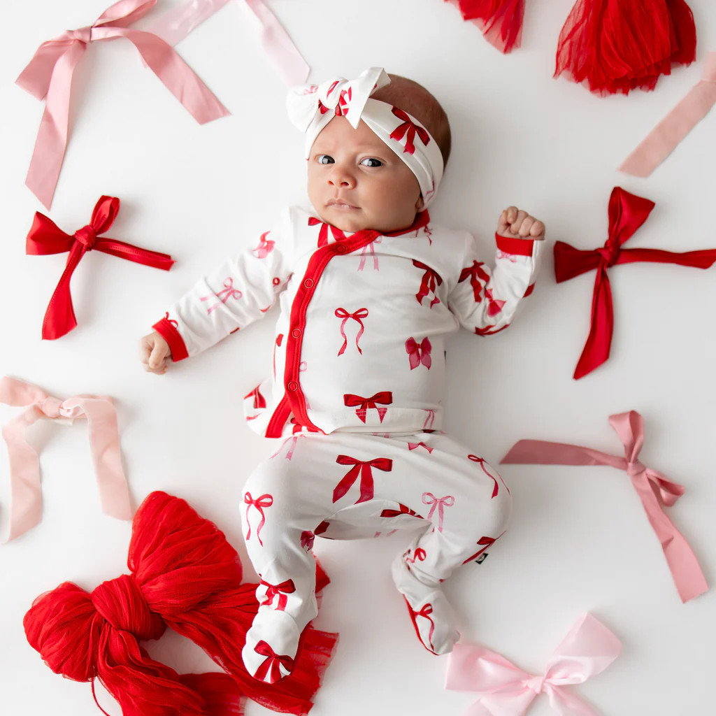 Take Me Home Set with Bow in Small Love Bow | Kyte Baby