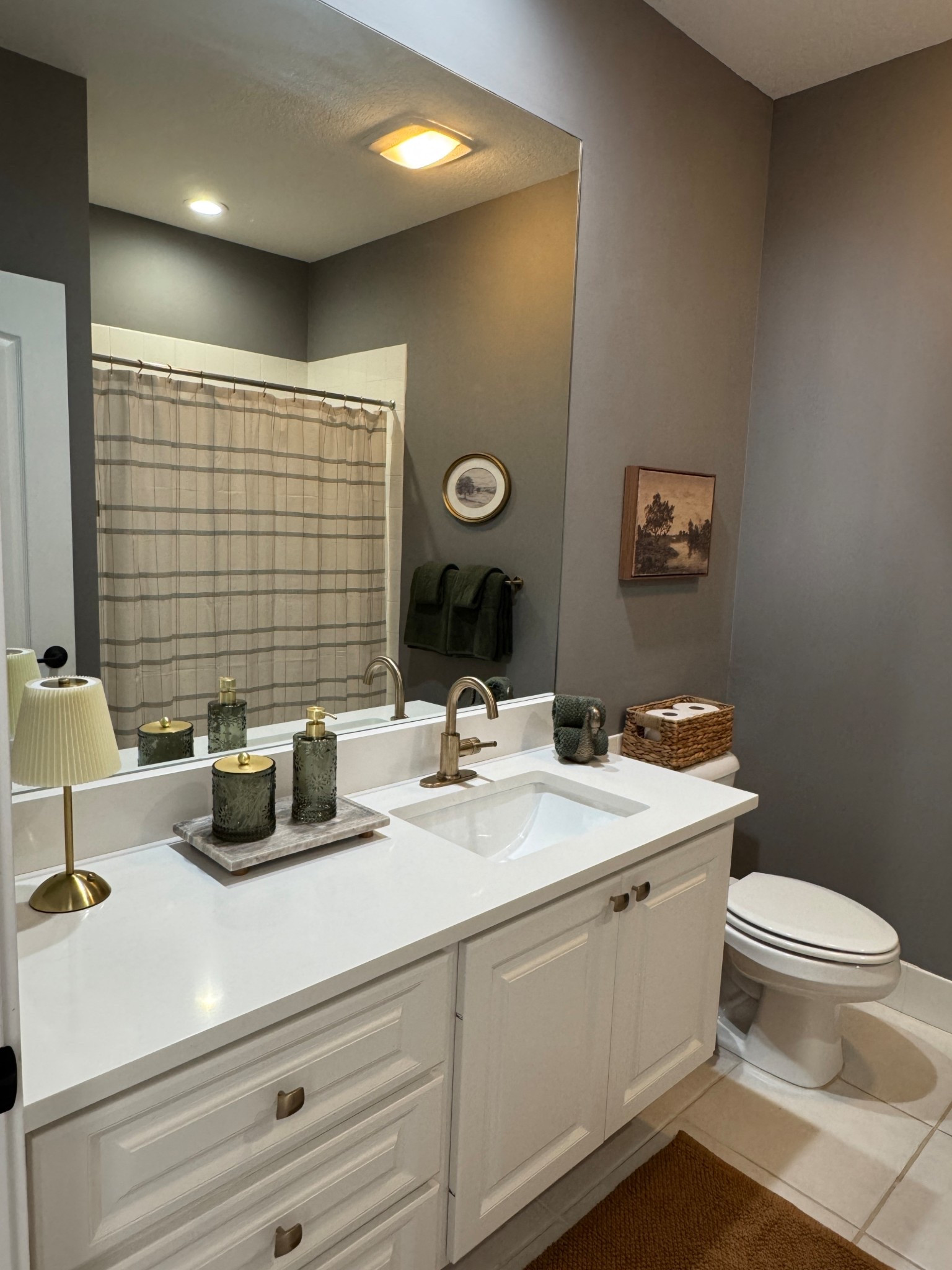 Guest bathroom got an upgrade 💫


Home decor ideas, bathroom ideas, target finds, Amazon finds 

#LTKFindsUnder50 #LTKHome