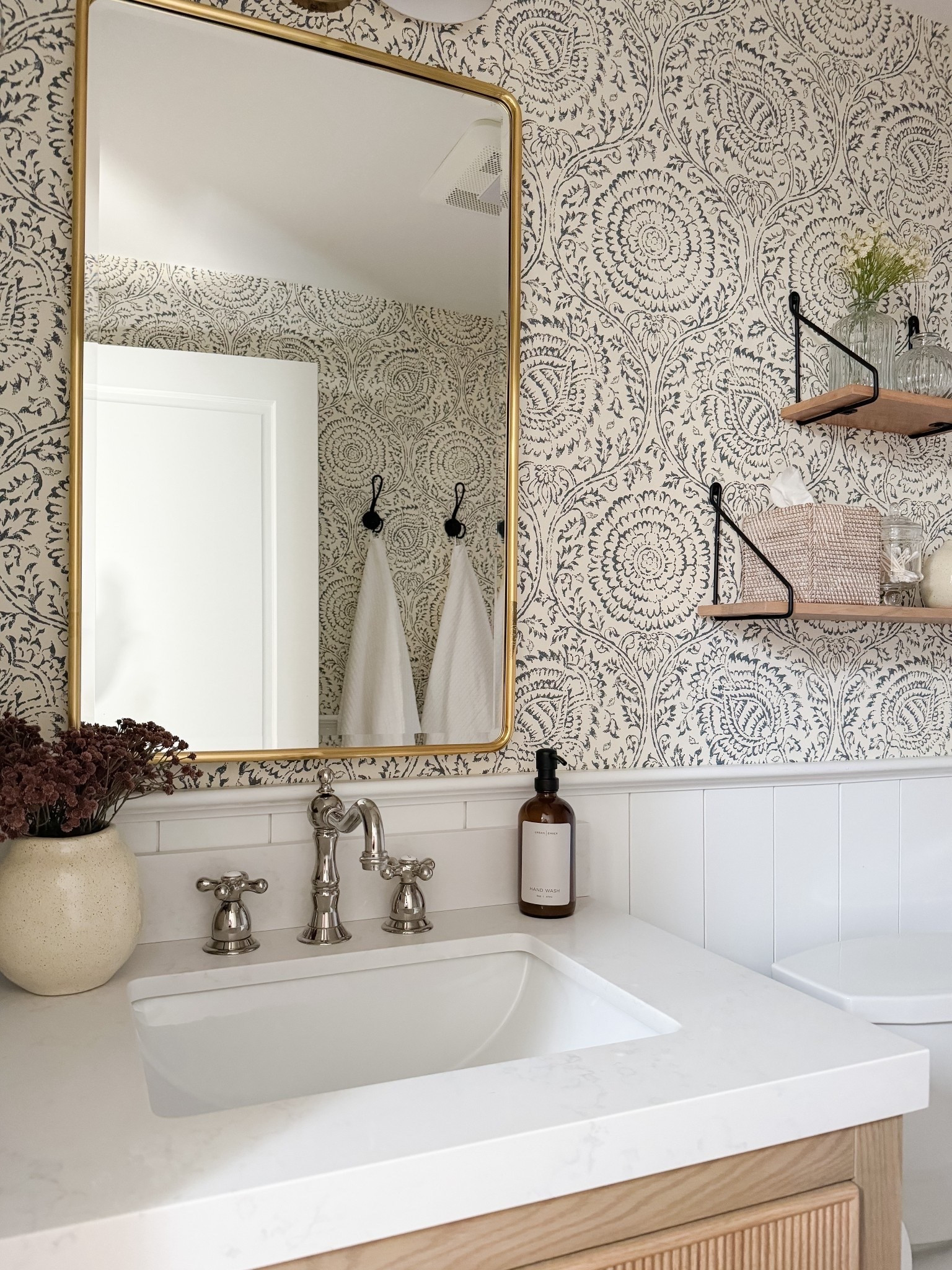 Bathroom upgrades that make a big impact 🤍✨

#LTKSaleAlert #LTKHome