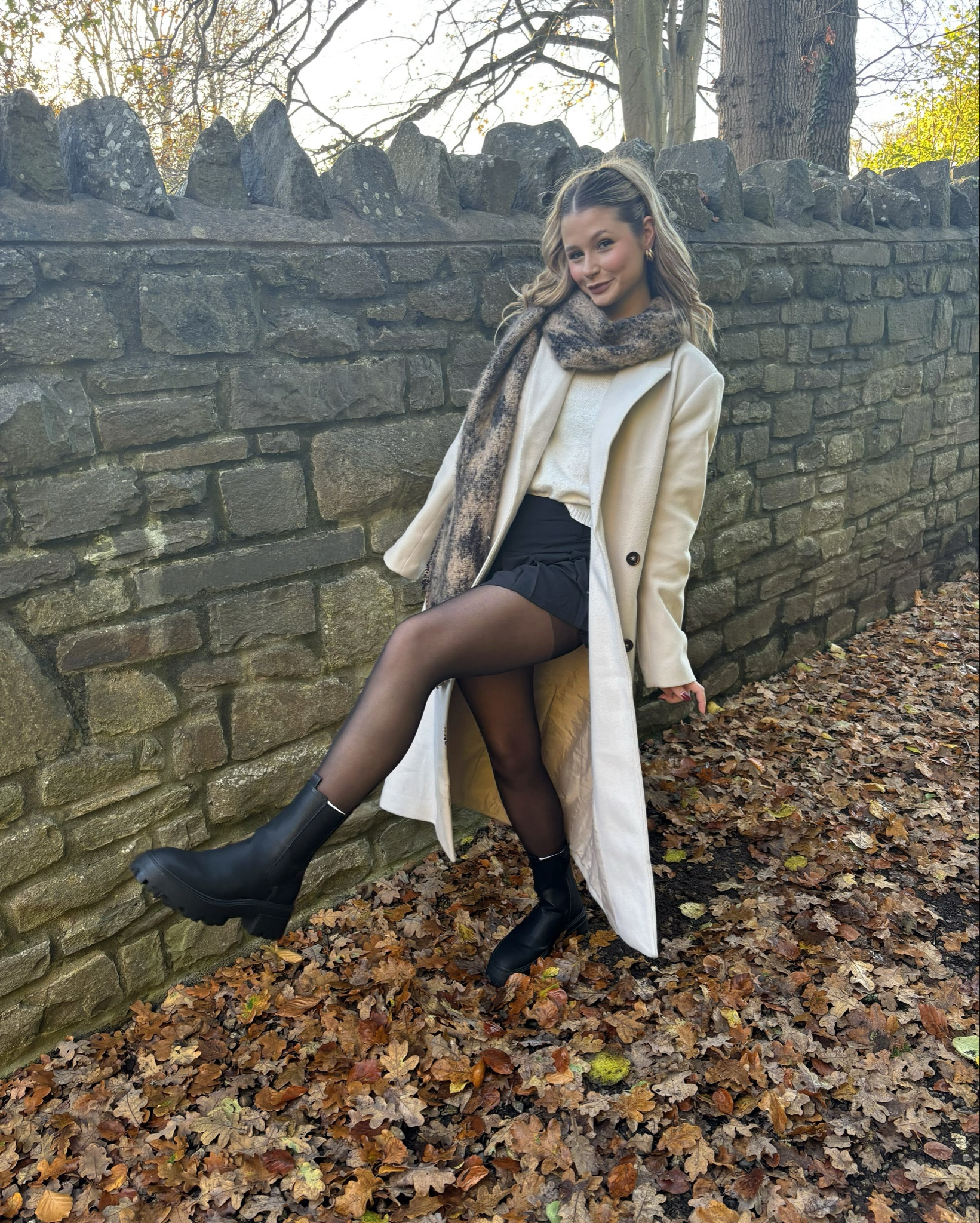 Autumn outfit/ black pleated skirt/ scarf 

#LTKautumn #LTKstyletip #LTKwinter
