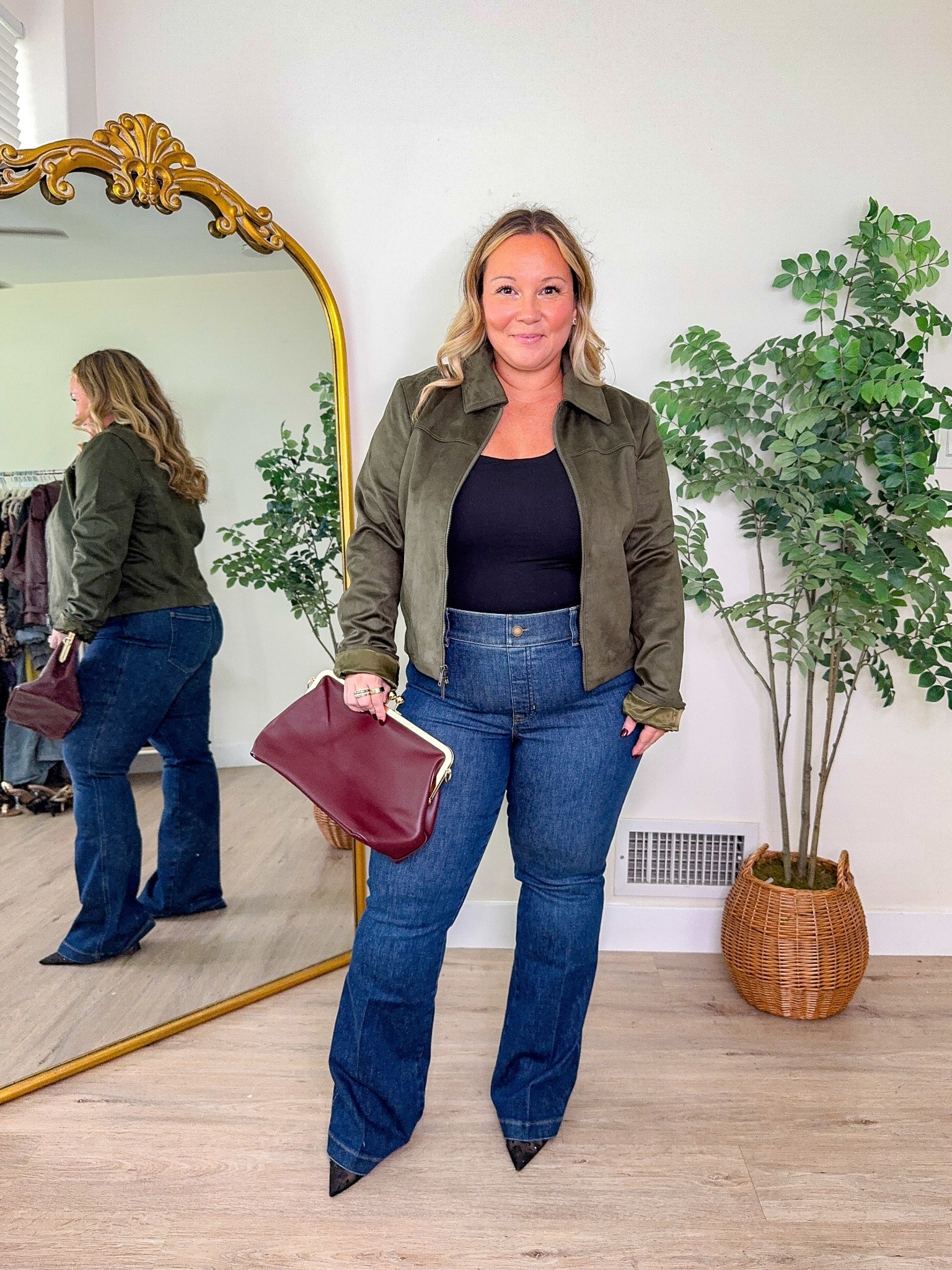 Code AFLTK for stackable 25% off Abercrombie suede jacket size LARGE PETITE
Jeans size XL PETITE- use code SHELLIXSPANX for new customers! 
Tank top size XL

Midsize style, fall style, fall coat, fall trends, fall outfit, Spanx, petite style, Amazon fashion, Amazon finds 

#LTKMidsize #LTKPetite #LTKFallSale