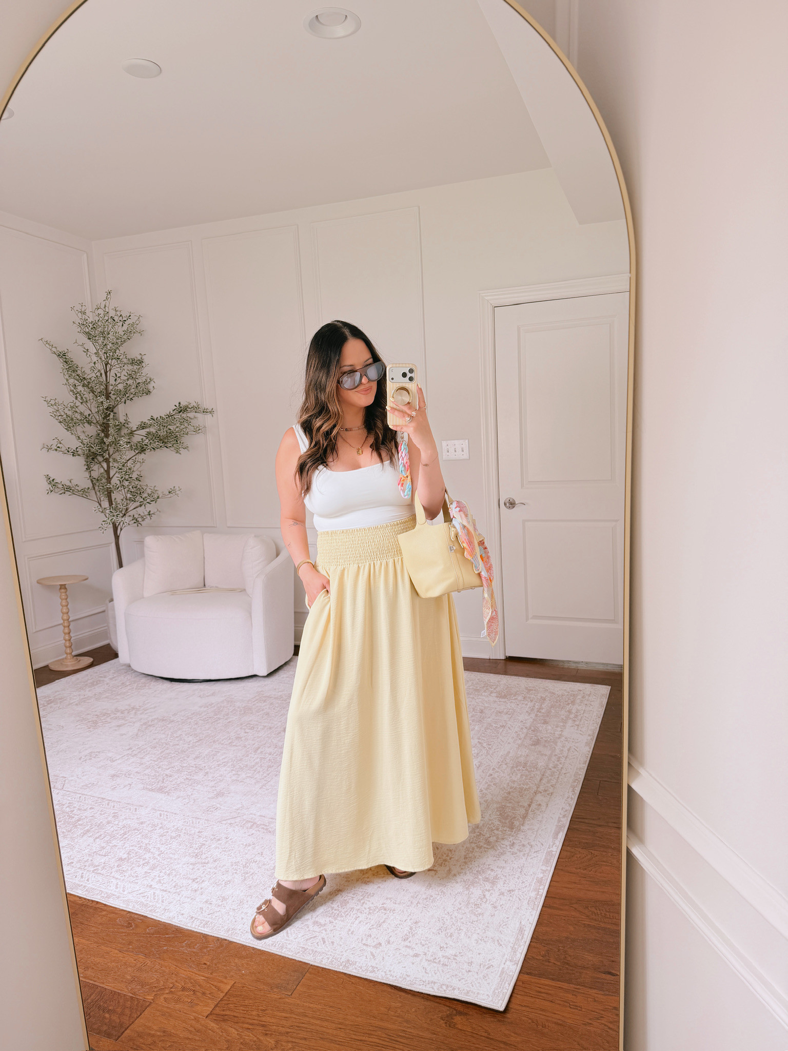 The perfect fall transitional look.. wearing an XL in the skirt and a large in the tank..
Anti-pooch outfits, cool mom outfit
 

 #LTKgrwm #LTKootd #LTKMidsize