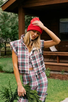 Canyon Puffer Vest Frosted Pine Plaid | Beach Riot