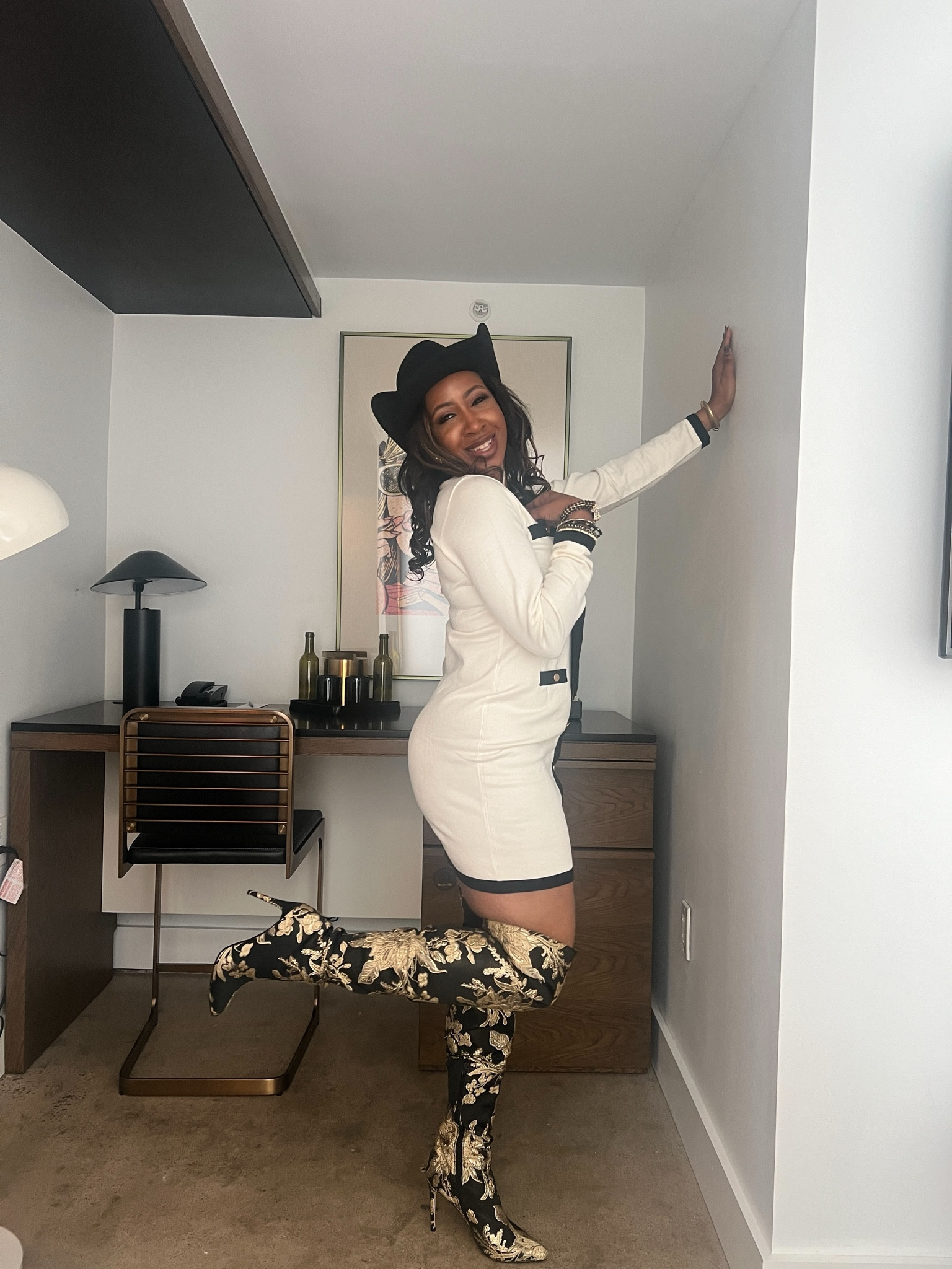 From the Wild West to the city streets, mixing Clueless vibes with Cowgirl Sheik in this chic outfit 💃🏼🎀 #ootd #amazonfashion #thighhighboots #outfitinspo

Note: Wearing a size small. Dress is currently on sale. #BlackFriday

#LTKFindsUnder50 #LTKStyleTip #LTKCyberWeek