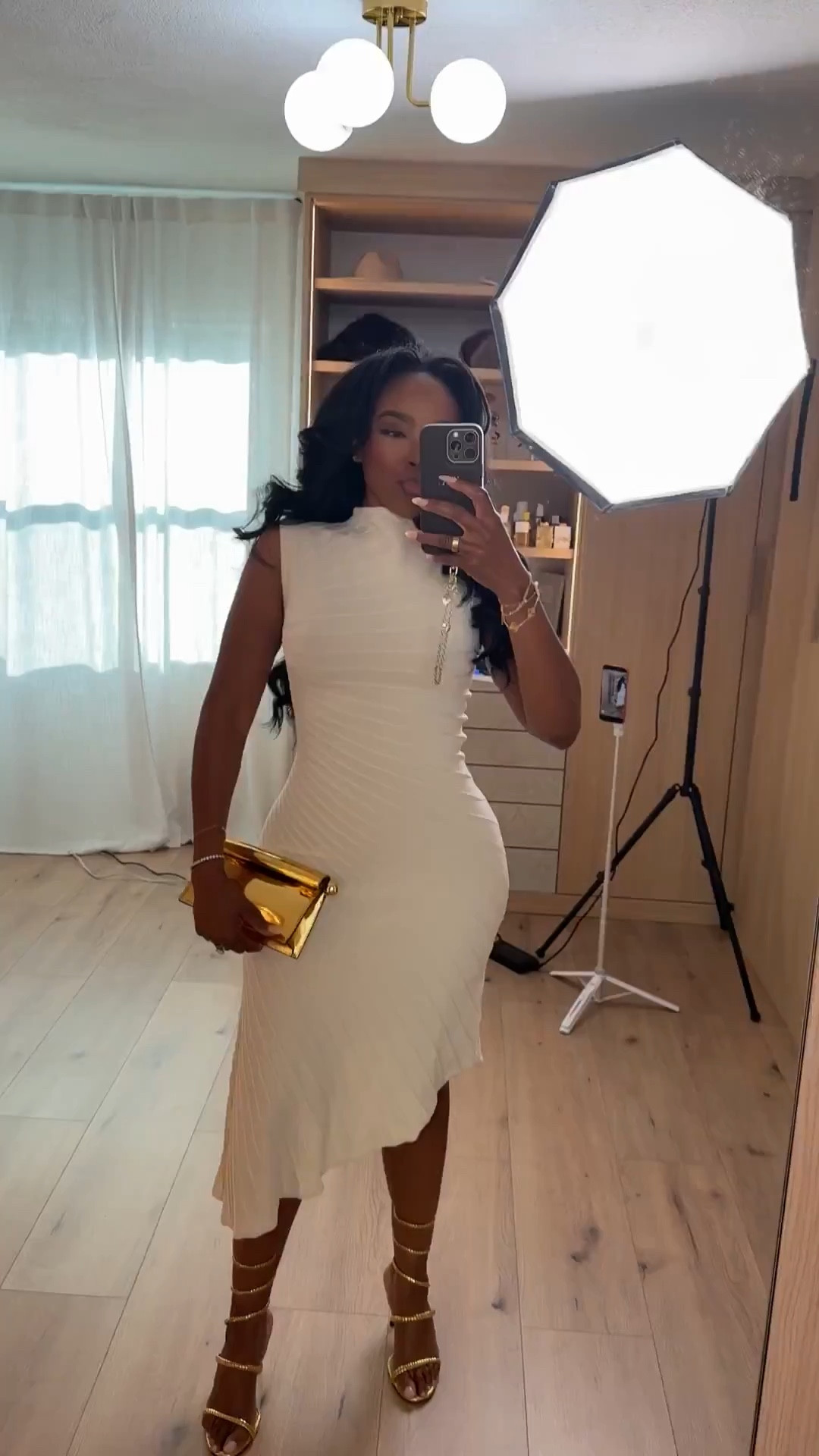 Scroll to shop this elevated white dress moment 🤍

This fitted asymmetrical midi is such a timeless statement—perfect for date nights, special occasions, or Mother’s Day brunch when you want something classy but still flattering.

📏 Measurements: 5’4”, 140 lbs, 34D bust, 27” waist, 40” hips

Follow me on Instagram and YouTube @kirasfashionfinds 
