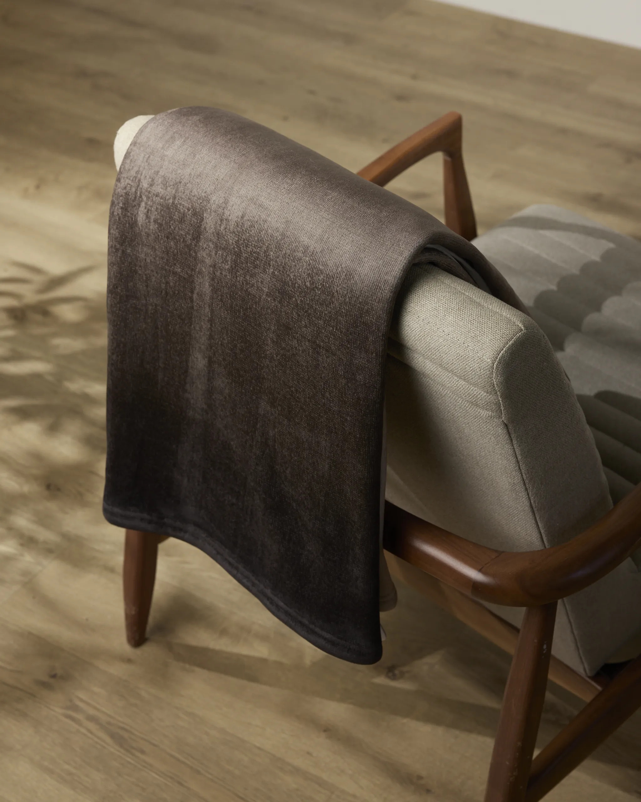 Ronan Luxe Blanket | Geometry | Geometry