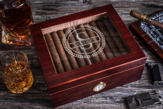 Engraved glass top cigar humidor - Personalized humidor box is a great gift for groomsmen, friend... | Etsy (US)