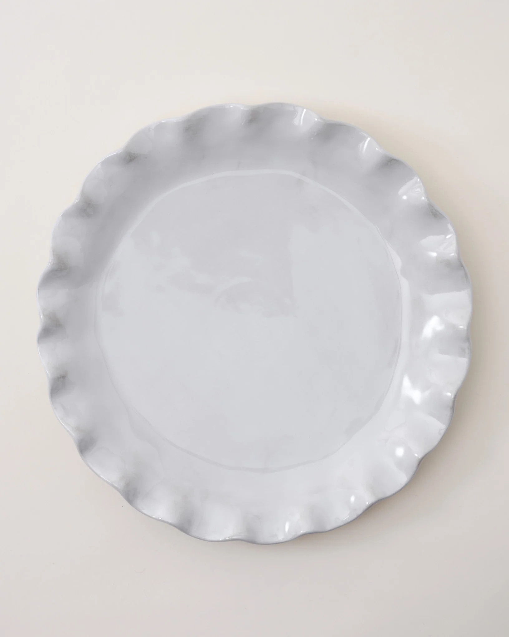 Cream Organic Ruffle Edge Plate | Magnolia