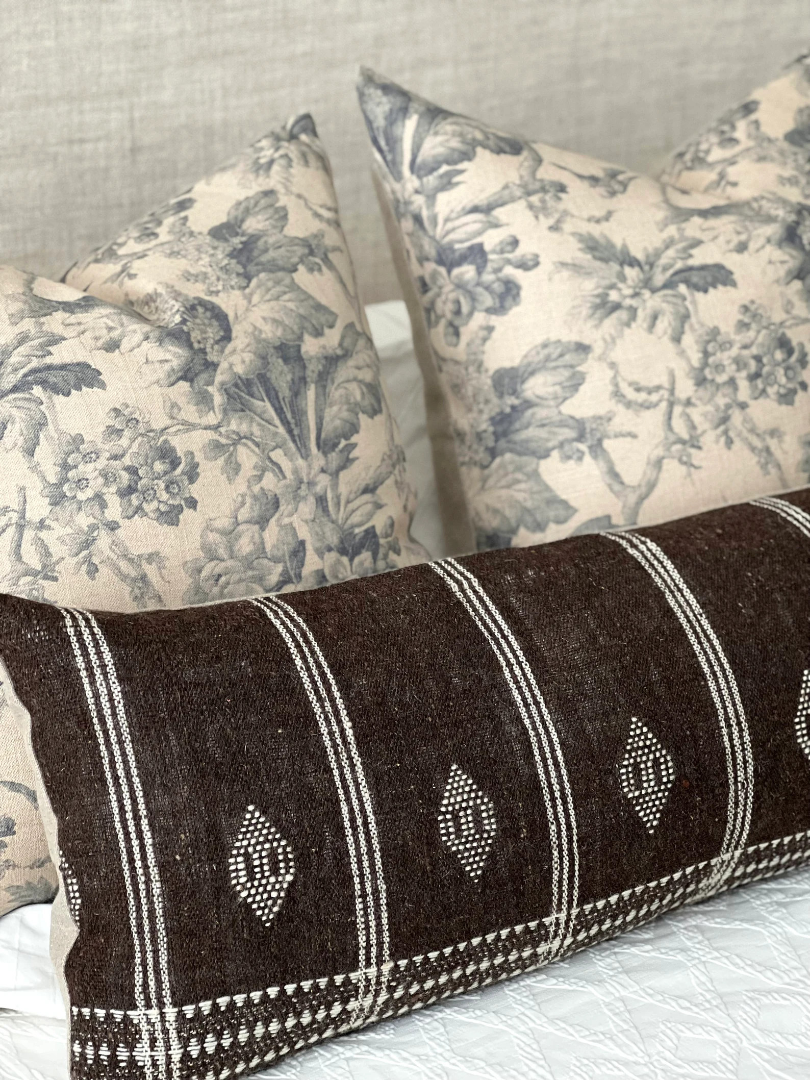 MORAINE | Long Lumbar Brown Cream Wool Pillow Cover, Indian Wool Pillow, Brown Wool Pillow, Dark ... | Etsy (Global)