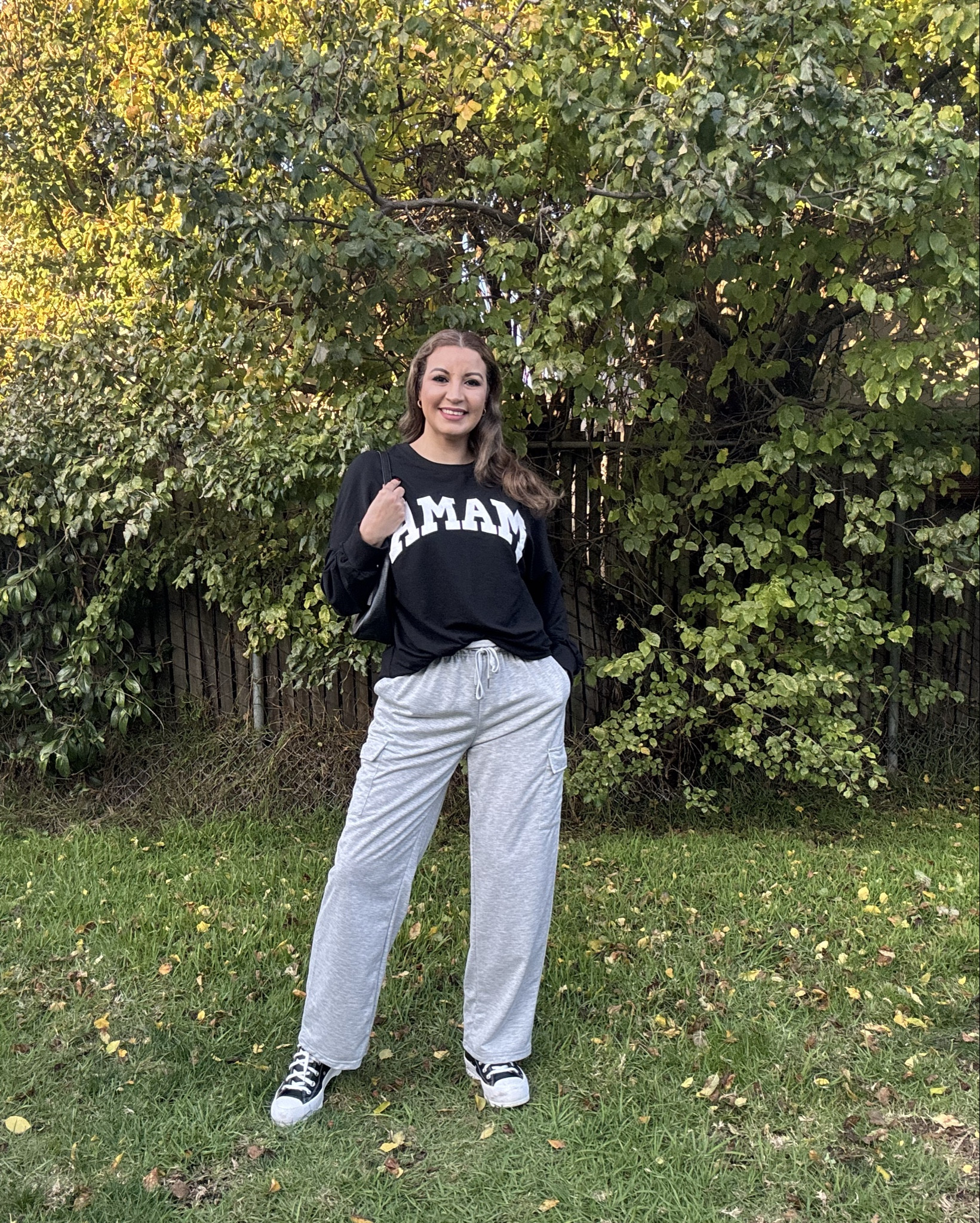 Pack of 3 women's cargo-style sweatpants, wide leg, loose fit, casual, with drawstring and 4 pockets..
Size:M

#LTKGiftGuide #LTKSeasonal #LTKHoliday

#LTKMidsize #LTKGiftGuide #LTKHoliday