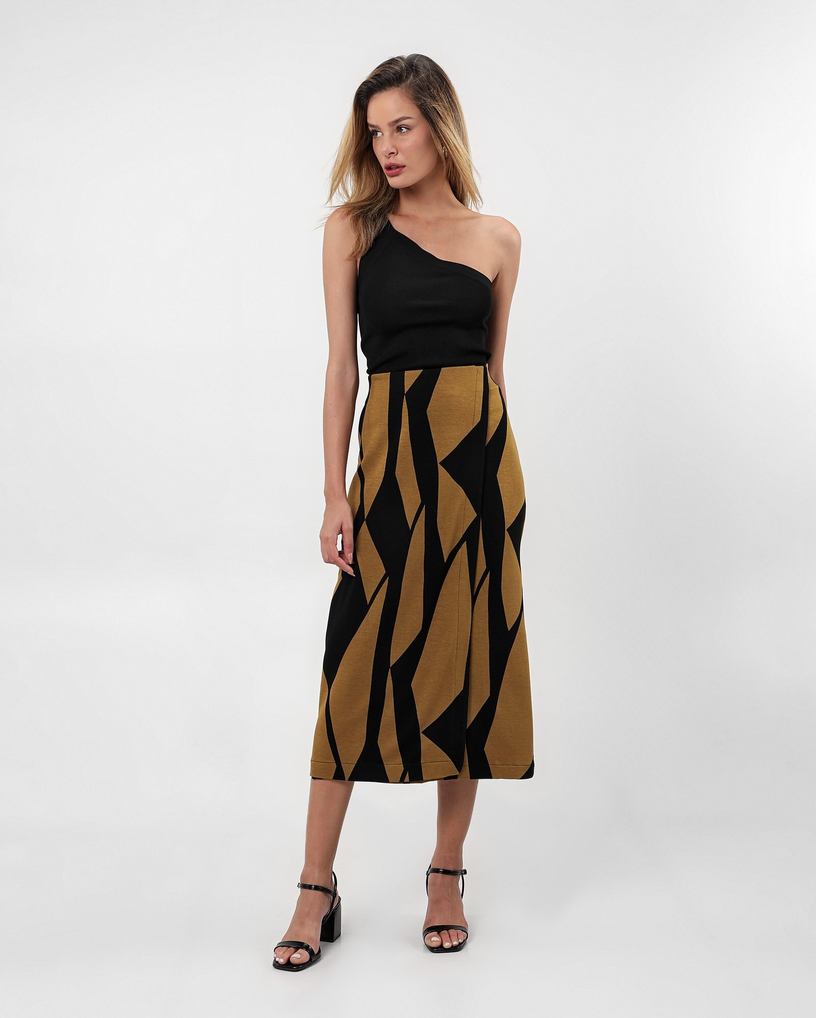 Saia midi reta transpassada estampada preta | AK by Riachuelo | Riachuelo (BR)