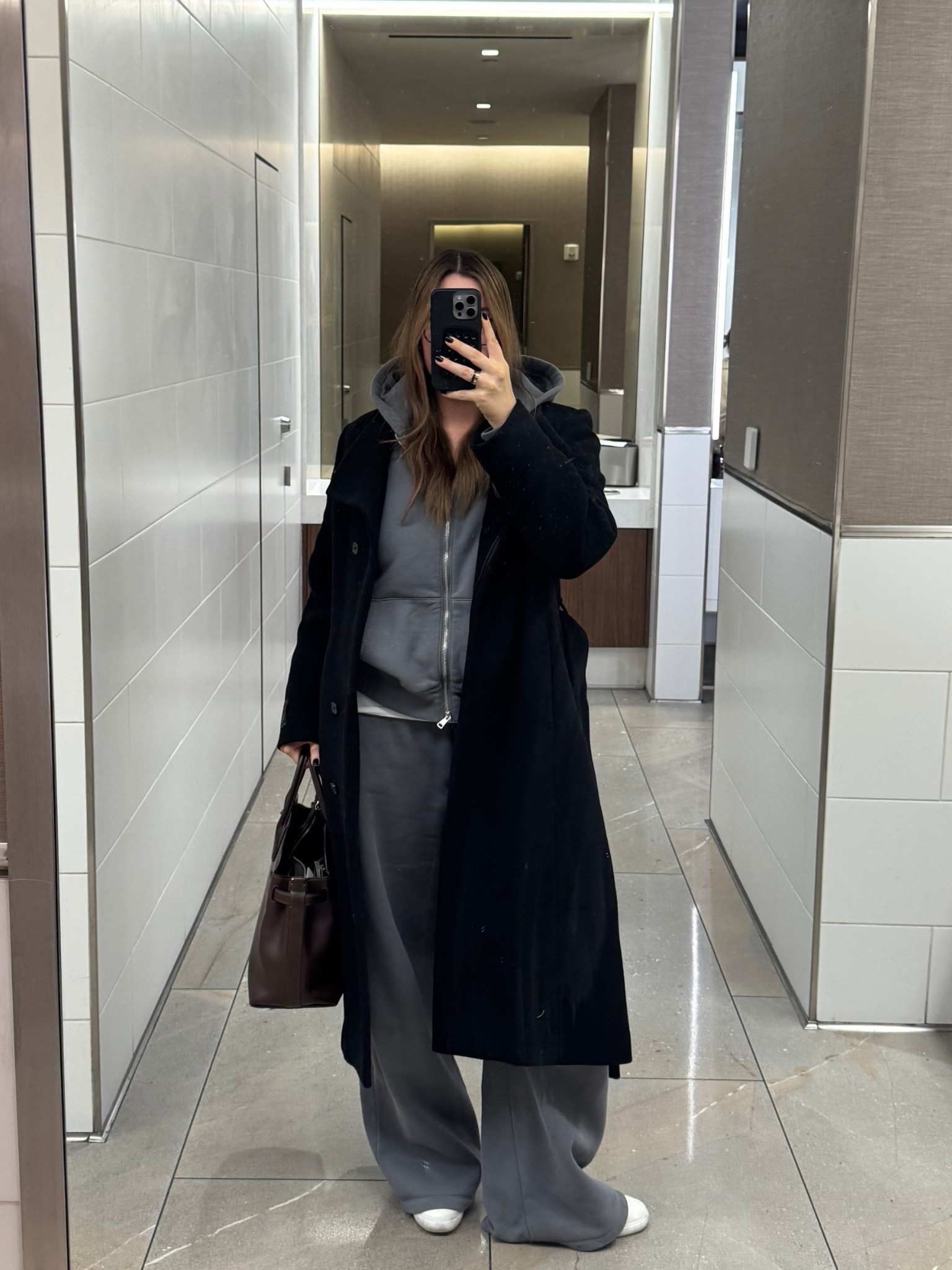 Airport outfit wearing large tall

#LTKgrwm #LTKMidsize #LTKNYFW