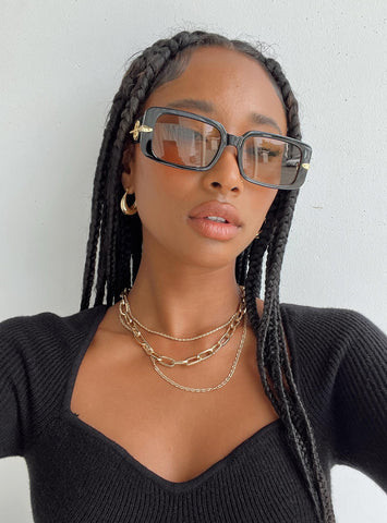 Solano Sunglasses Black / Yellow | Princess Polly AU