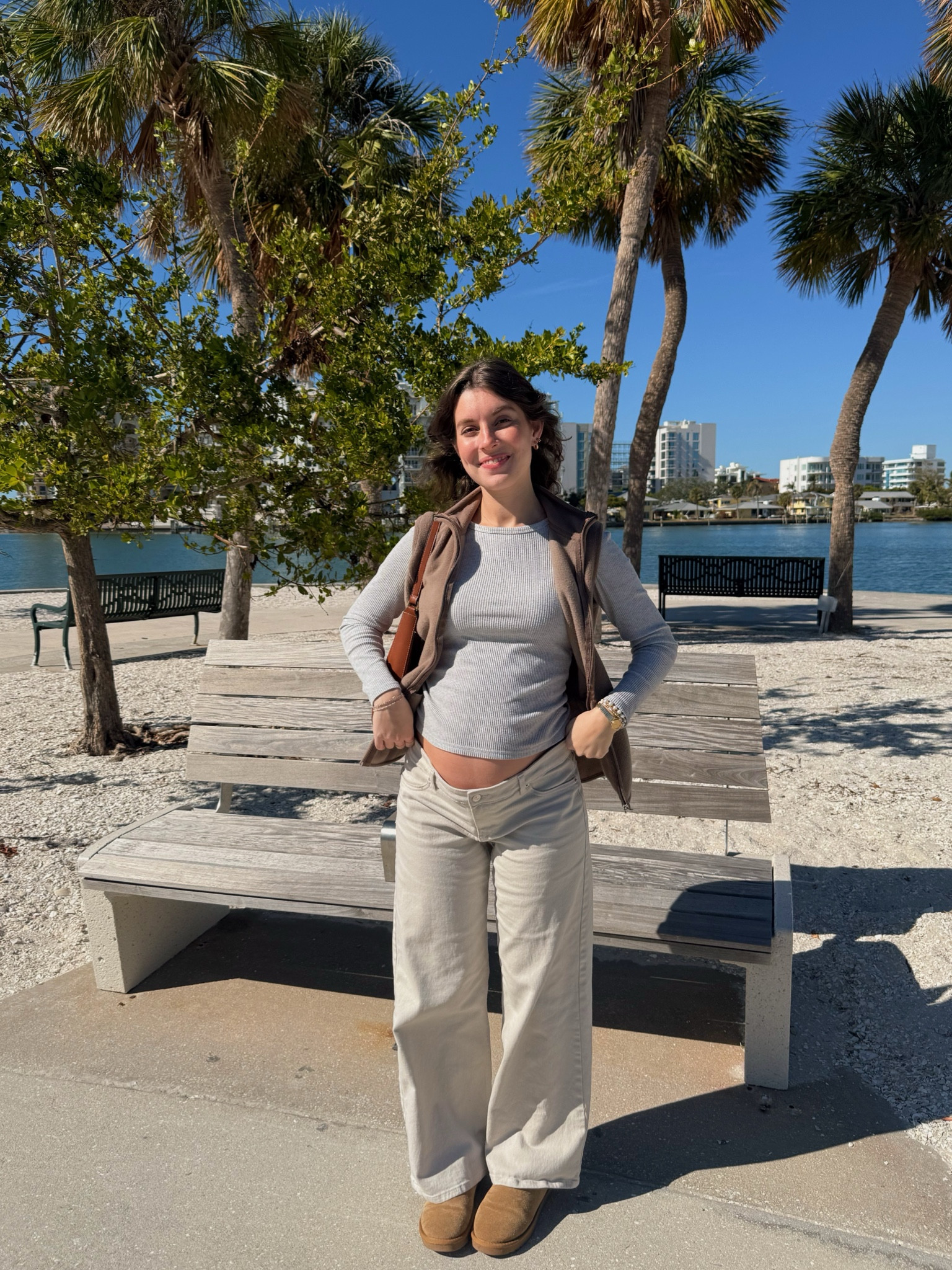 The best jeans to wear with a bump! I sized up 2 sizes💌

#LTKbump #LTKfindsunder100 #LTKSeasonal