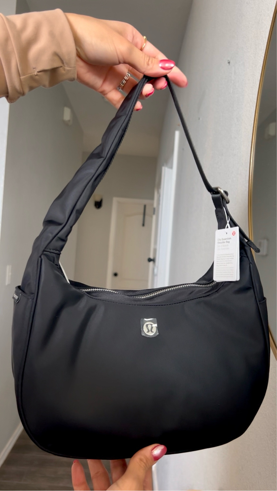 Mini shoulder bag 4L 🩷

#LTKStyleTip #LTKFindsUnder100