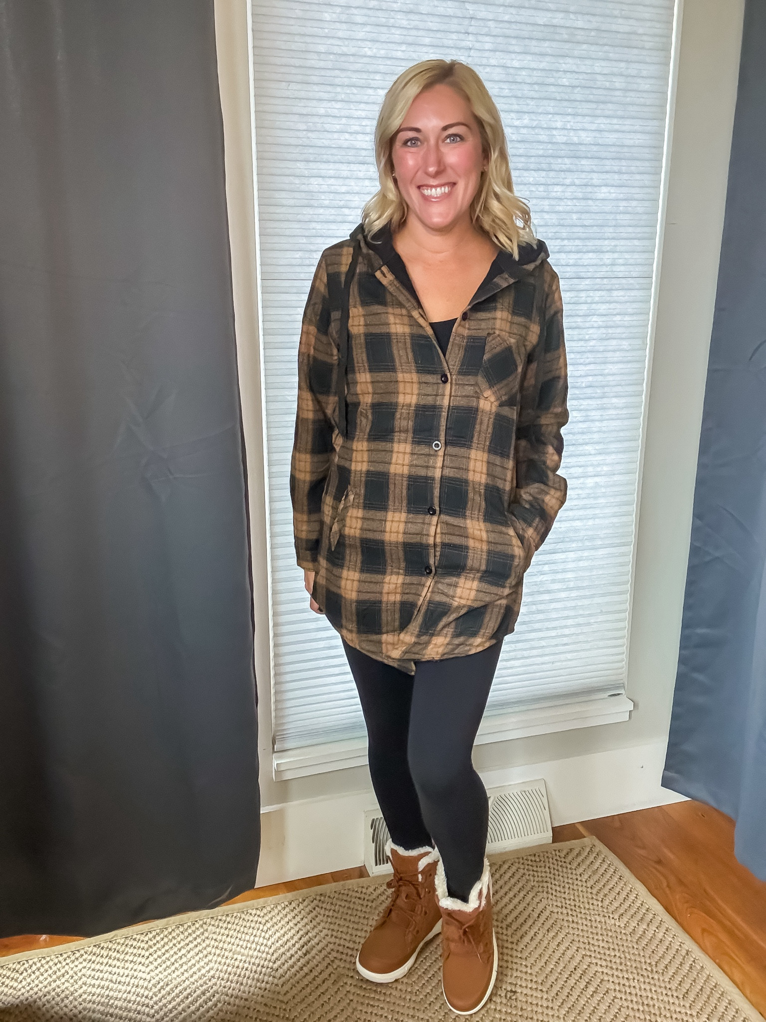 I just love this cozy fur lined flannel! The warmth and comfort is beyond compare. And those colors are so on trend this season!! Perfect paired with my comfy Sherpa Dream Pairs boots. 