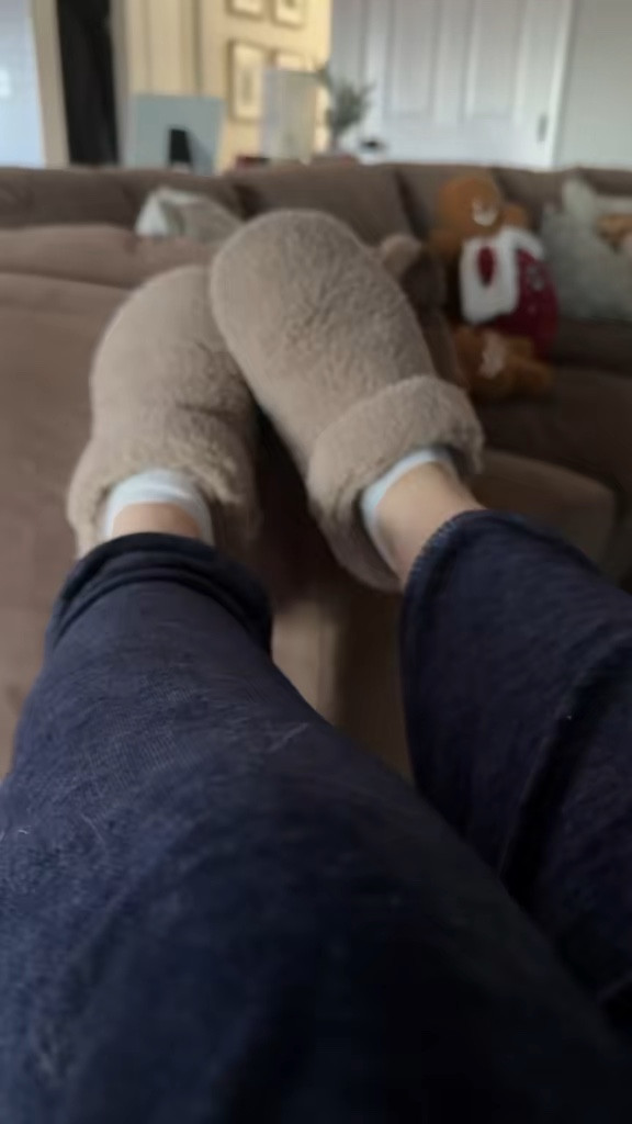 The comfiest slippers out there! 

#LTKShoeCrush #LTKSaleAlert #LTKFindsUnder50