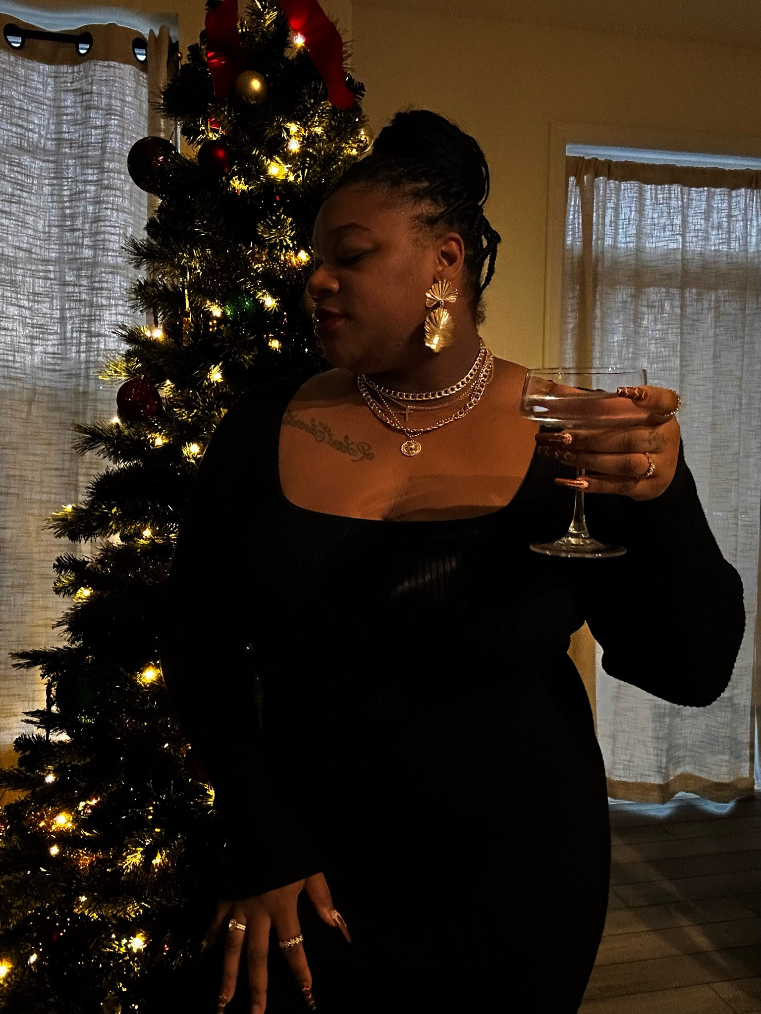 Ready for the new year 🥂🪩. Dress is an XL but could fit a L (stretchy fabric)

Amazon Fashion | Black Dress | Gold Jewelry 

#LTKStyleTip #LTKMidsize