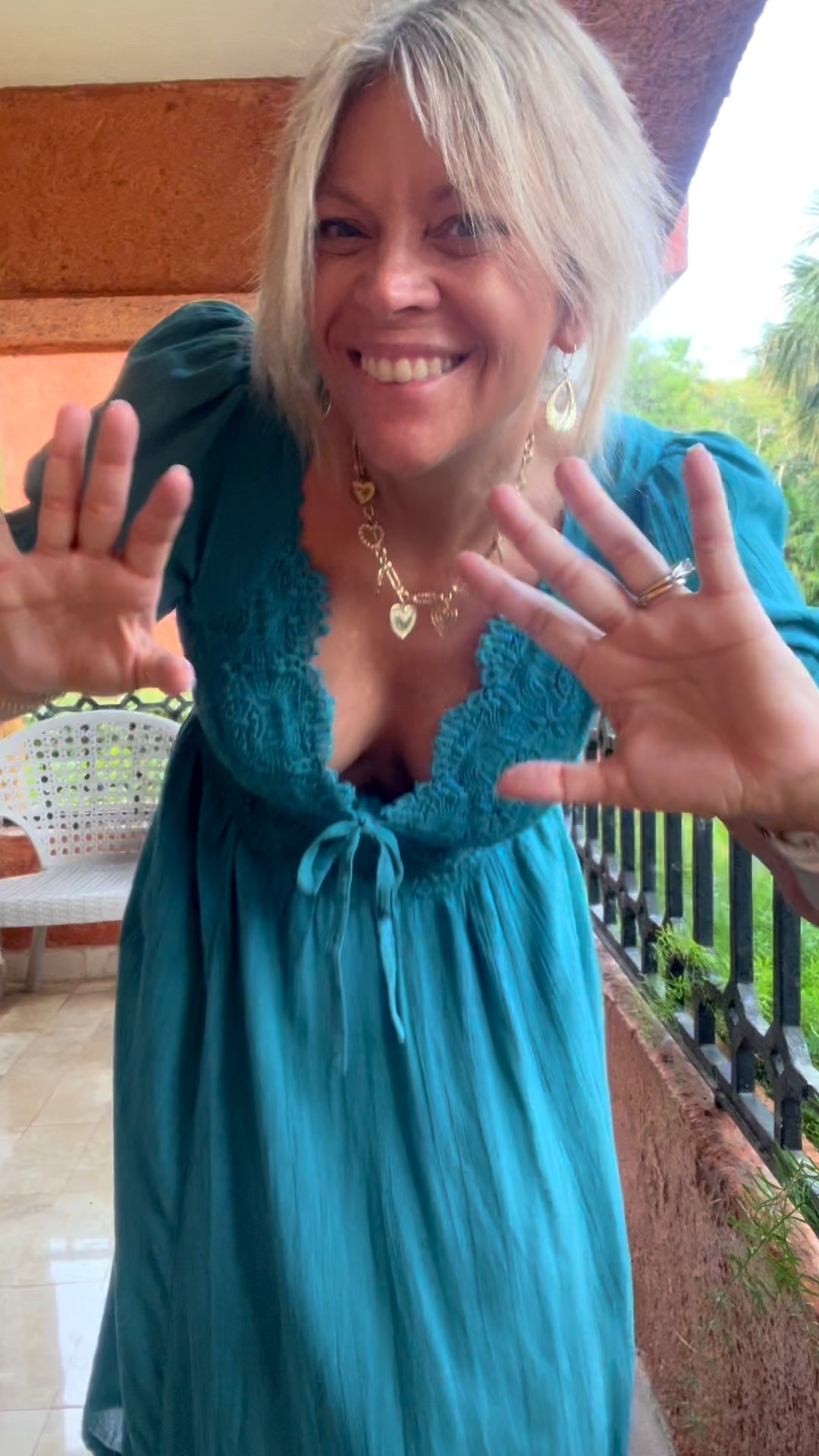 Warm weather vacation dress- size medium & it has pockets! 

#LTKootd #LTKSeasonal #LTKMidsize