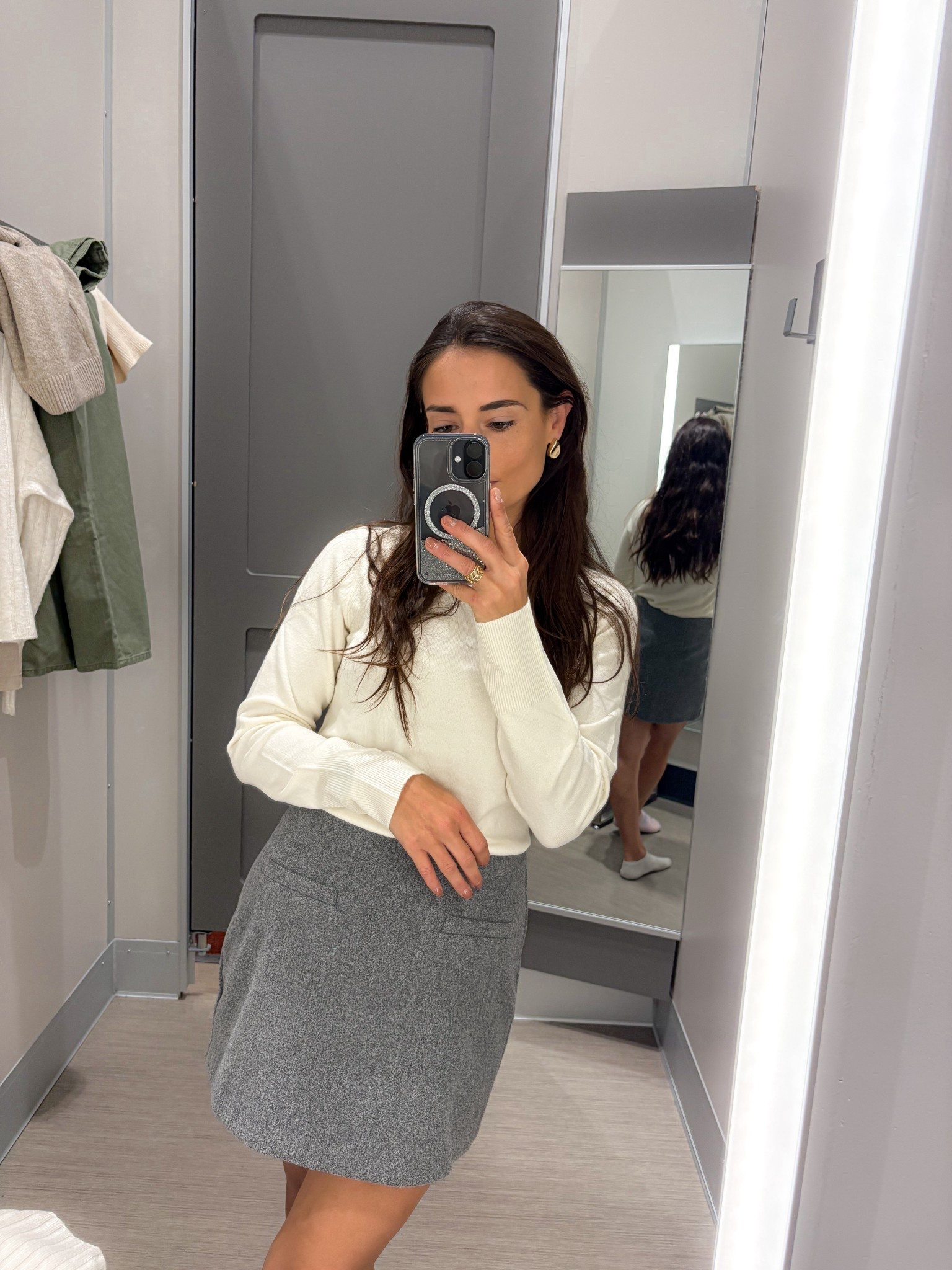 Elevated fall basics 🍂🤍 This cozy cream sweater + tweed mini combo is such a classic — perfect for work, errands, or weekend brunch.



#fallstyle #targetstyle #ltkfall #ltkfashion #neutraloutfit #falloutfitinspo

#LTKFindsUnder50 #LTKStyleTip #LTKSeasonal