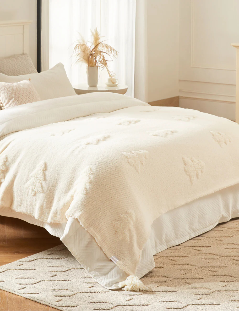 TSC X Madi Nelson: Christmas Tree Buttery Blanket- Pre-Order 11-30 or sooner | The Styled Collection