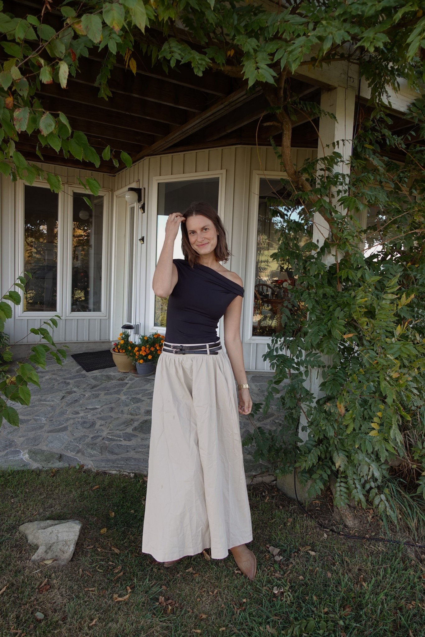 The best skirt of my life omg!! It’s giving fall on the farm vibes 🤠🤎



Fall skirts, maxi skirts, tan skirts, Thanksgiving outfit, fall outfit, long skirts 

#LTKSeasonal #LTKFindsUnder100 #LTKStyleTip