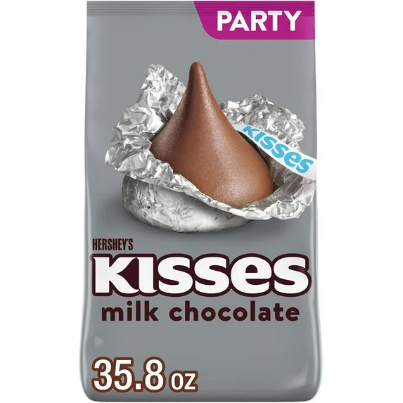 Hershey's Kisses Milk Chocolate Candy, Party Pack 35.8 oz - Walmart.com | Walmart (US)