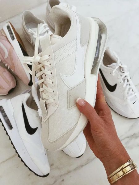 Neutral nike casual sneakers - a great pair for everyday! 