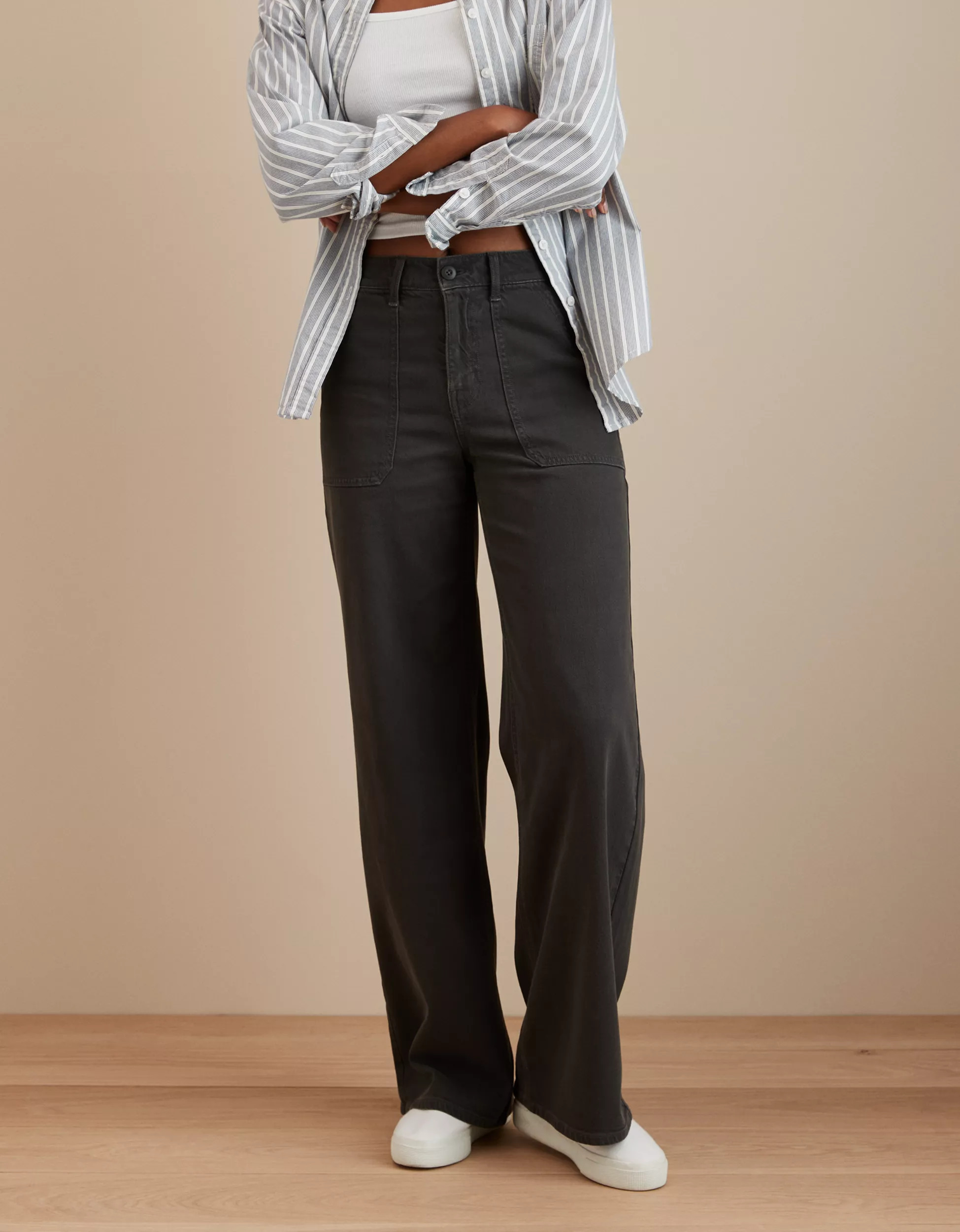 AE Dreamy Drape Stretch Super High-Waisted Baggy Wide-Leg Pant | American Eagle Outfitters (US & CA)