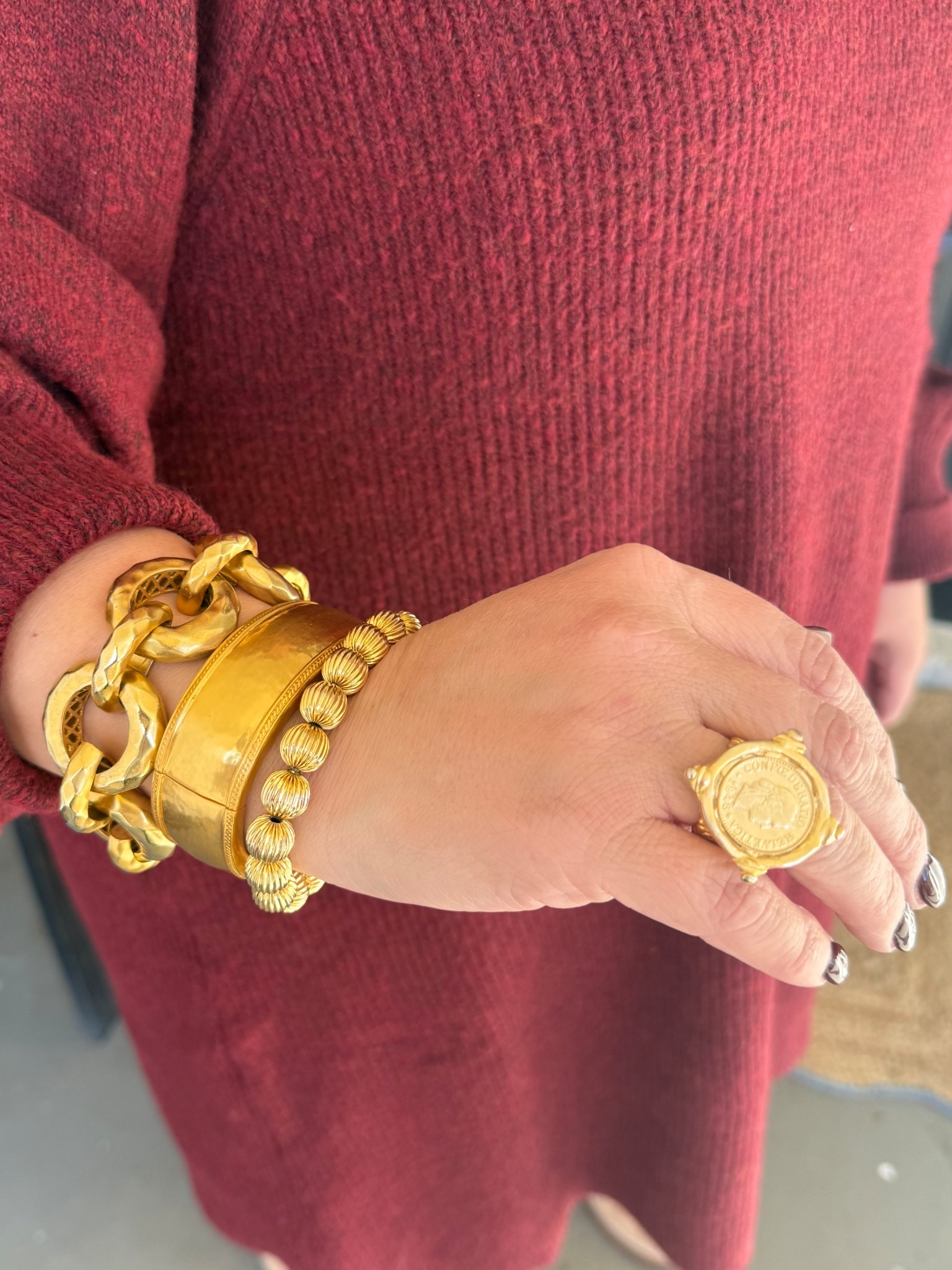 Julie Vos, Susan Shaw, gold jewelry 

#LTKPlusSize