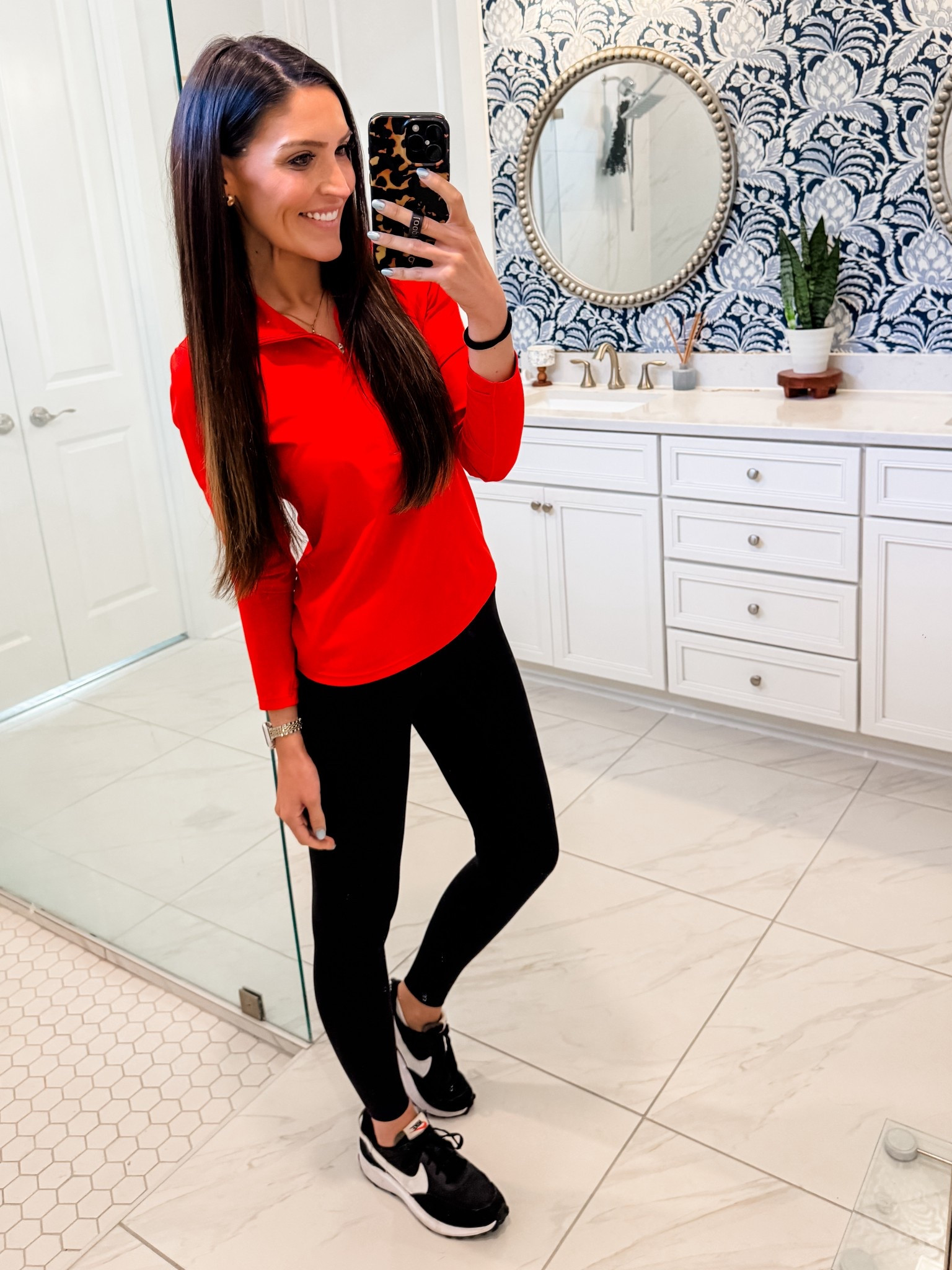 Top: XS
Bottom: XS

#LTKootd #LTKActive #LTKMidsize