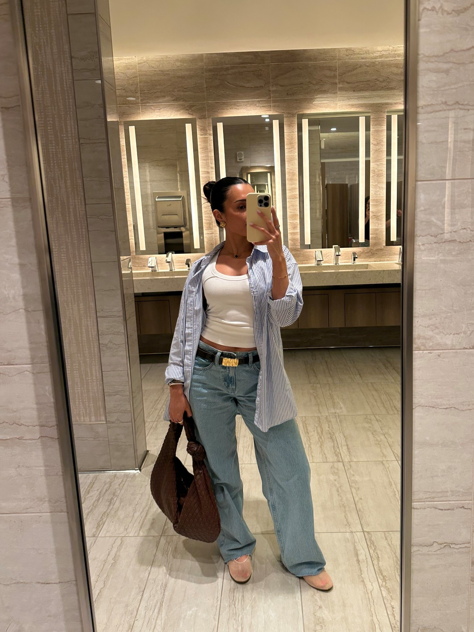 Elevated basics always 🫶🏽 Linked similar belts and bags for you guys! 

Curve love low rise ultra loose- 25 regular 
Tank top- XS

#LTKFindsUnder50 #LTKFindsUnder100 #LTKStyleTip
