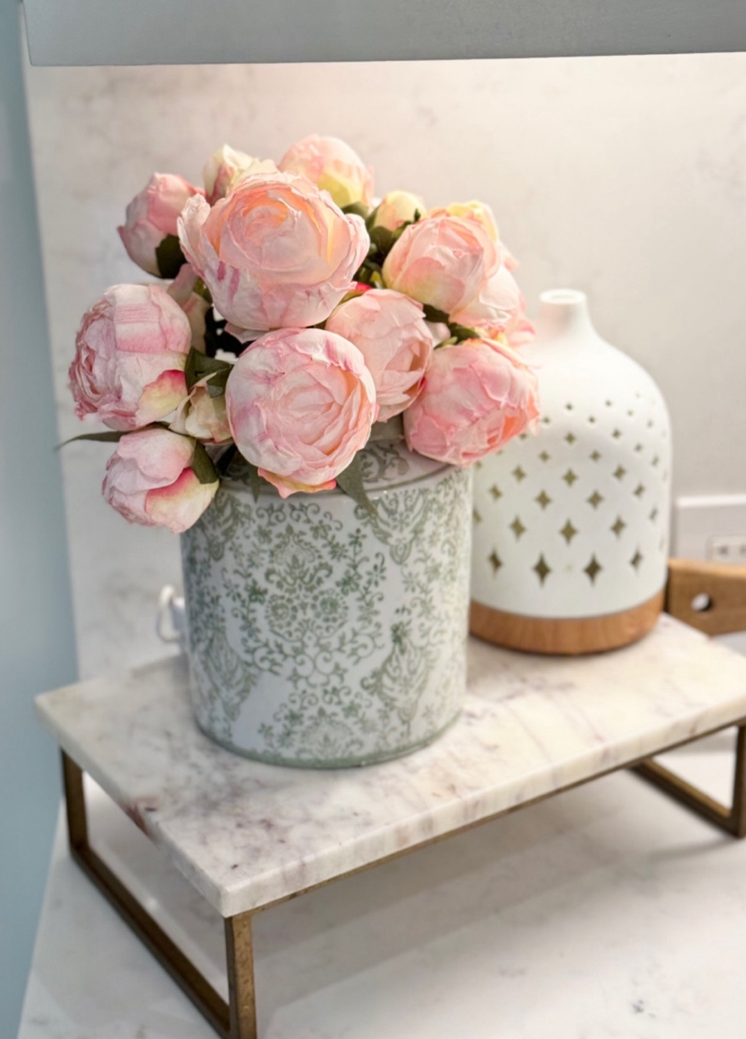 Love the look of fresh peonies in your home, but don’t want to purchase again again? These phonies, I found quickly become some of my favorites. They look so real and had such such a beautiful


#LTKSeasonal #LTKHome #LTKOver40