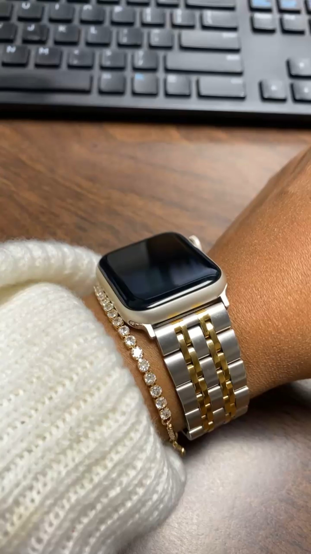 Affordable watch band

#LTKGiftGuide #LTKFindsUnder50 #LTKStyleTip