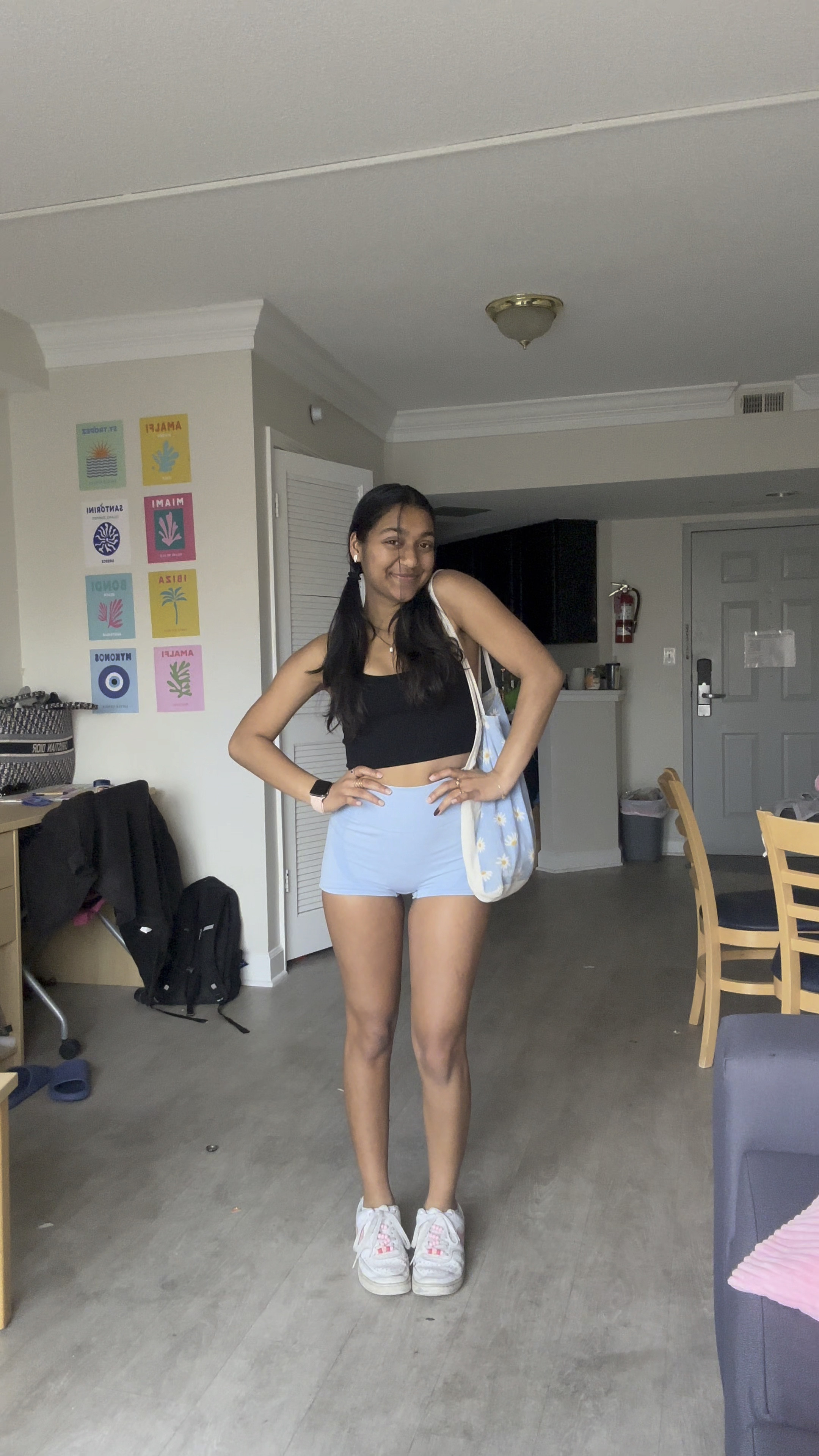 workout shorts, gym shorts, fitness, pilates outfit, outfit of the day, OOTD, tote bag, flower tote bag, hairstyles for medium hair, workout outfit

#LTKActive #LTKfitness #LTKfindsunder50